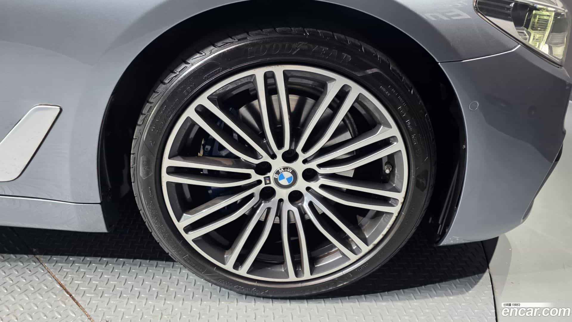 5-Series BMW 2019.3-OUTER-031