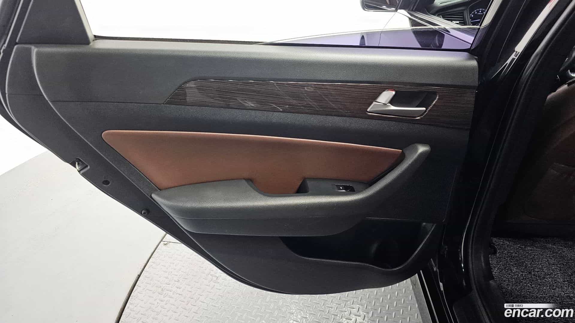 Sonata Hyundai 2018.6-INNER-035