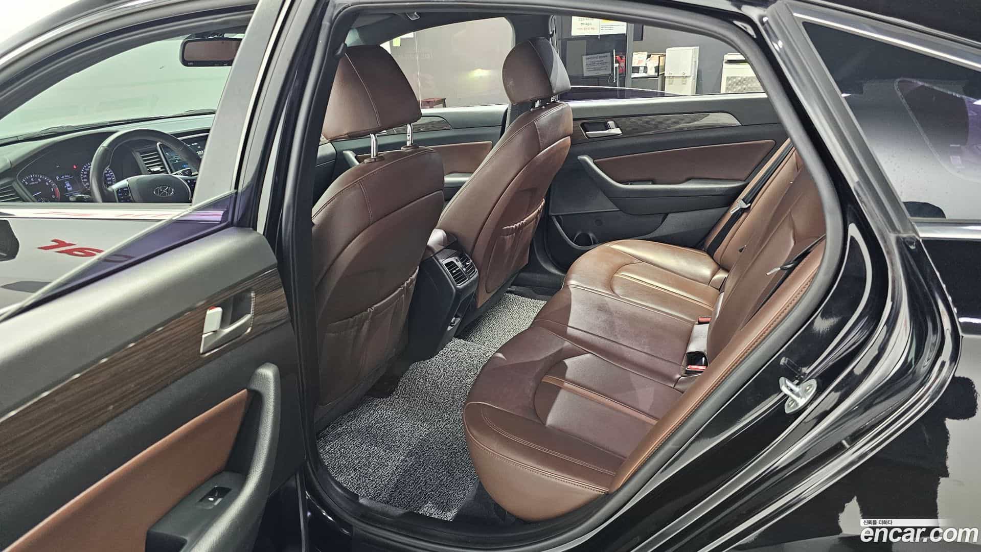 Sonata Hyundai 2018.6-INNER-036