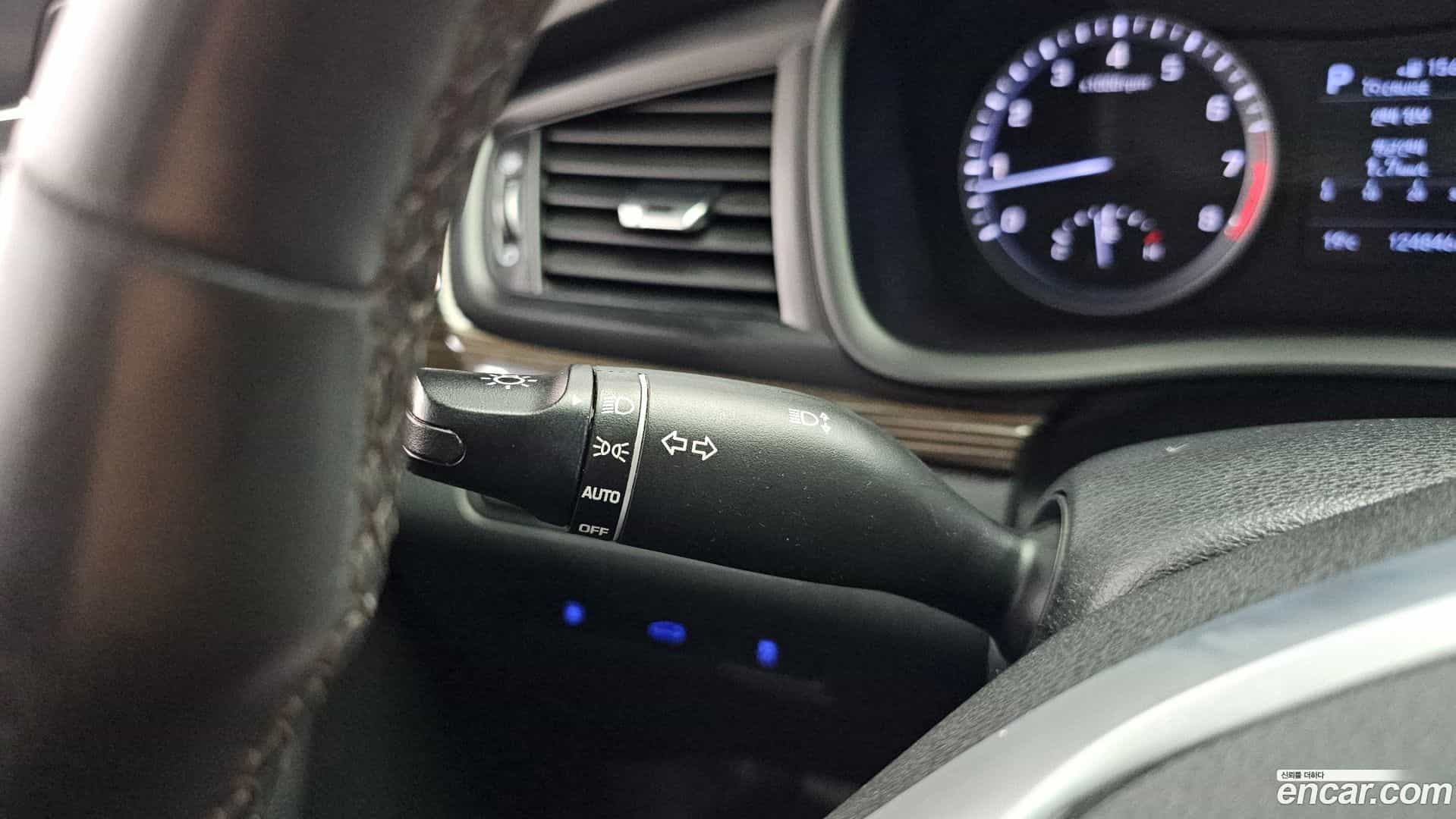 Sonata Hyundai 2018.6-OPTION-041