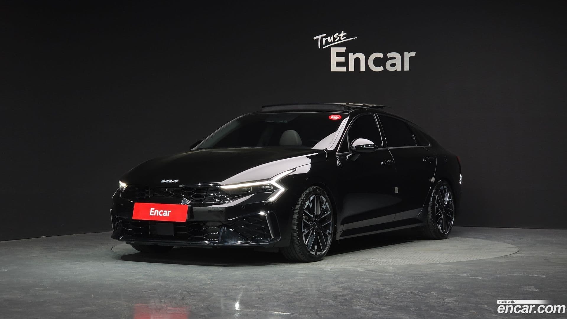 Main__Slider__Photo:K5 Kia 2024.9-0