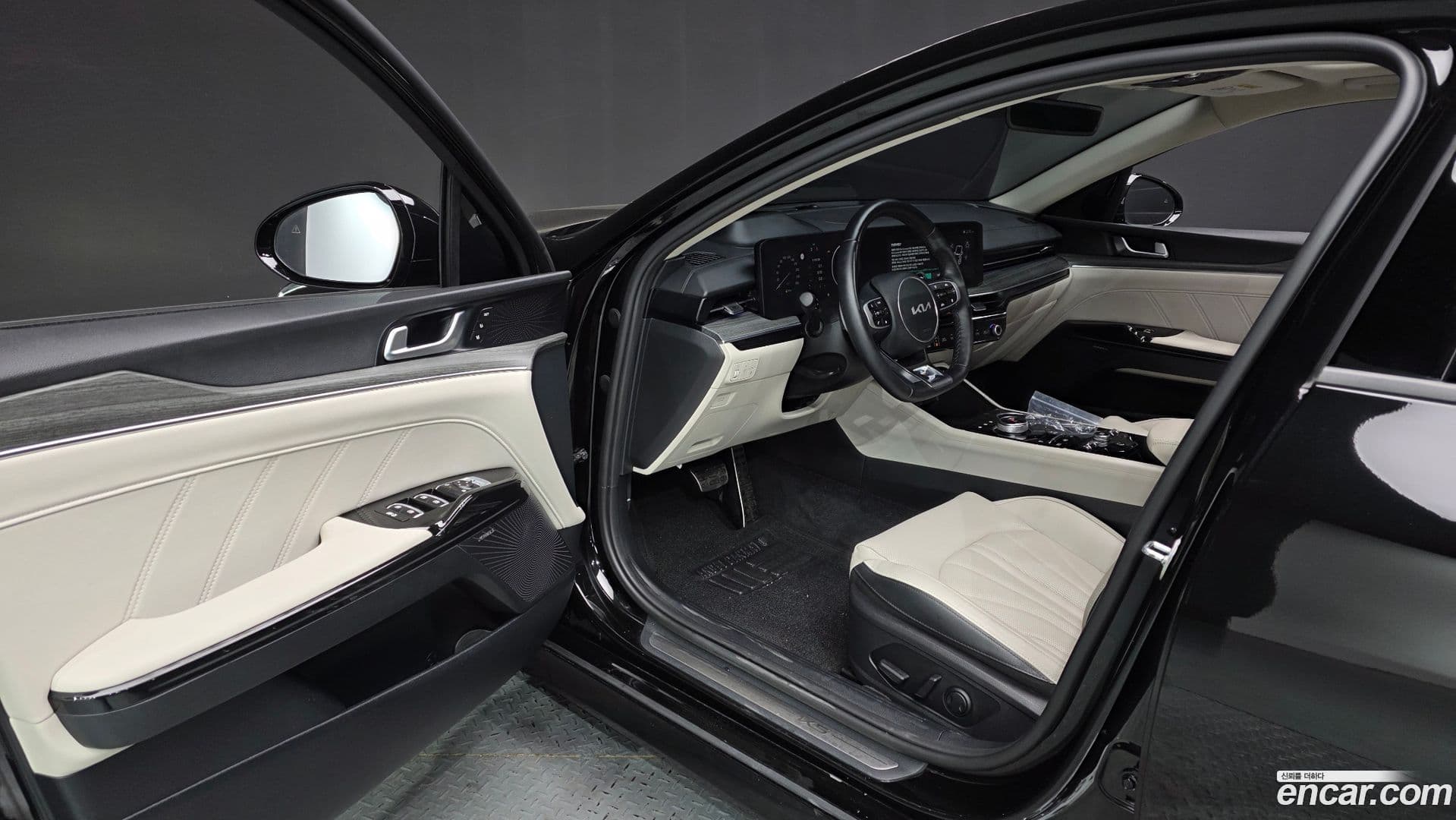 Main__Slider__Photo:K5 Kia 2024.9-9