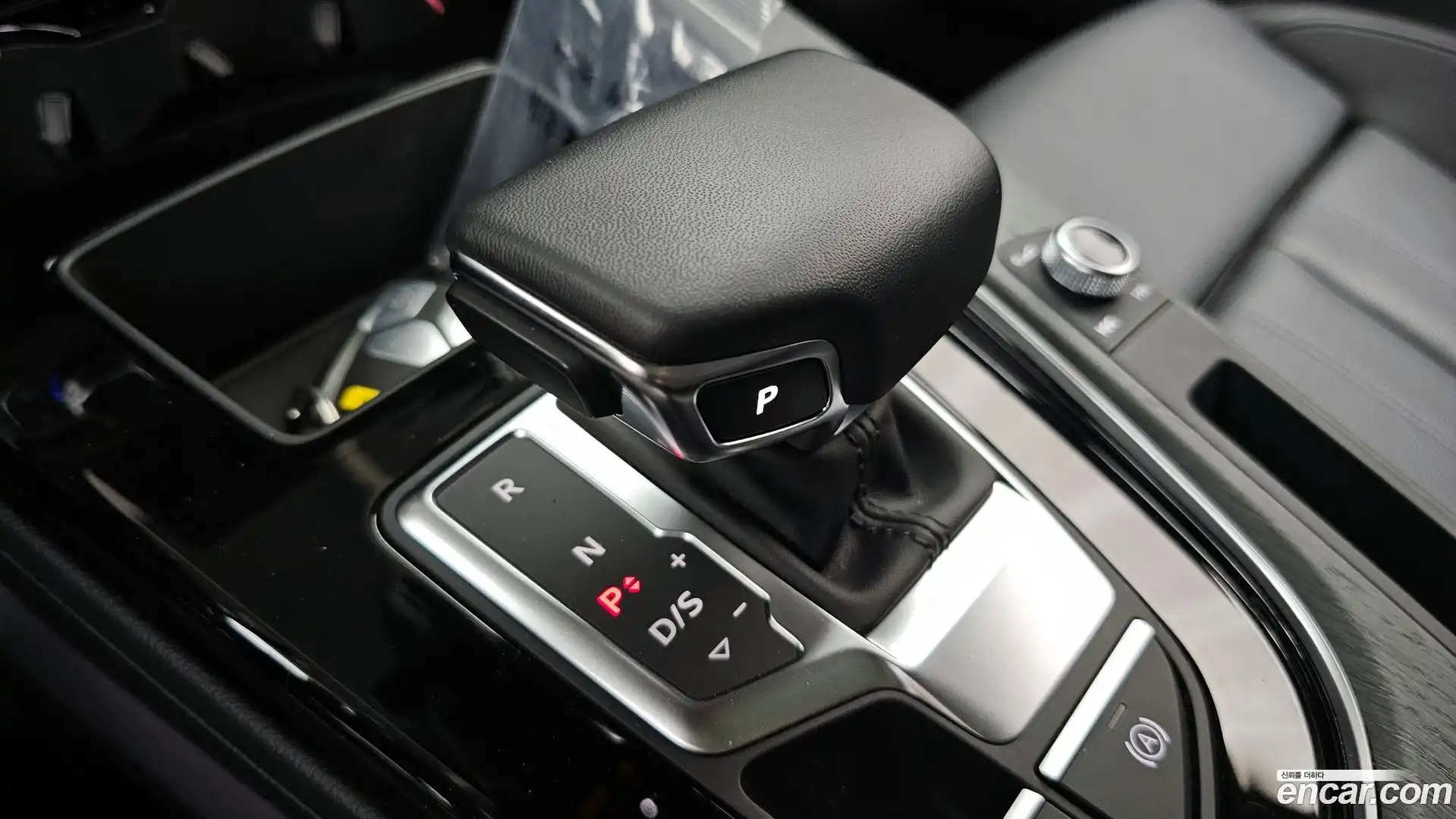 A4 Audi 2023.2-INNER-009