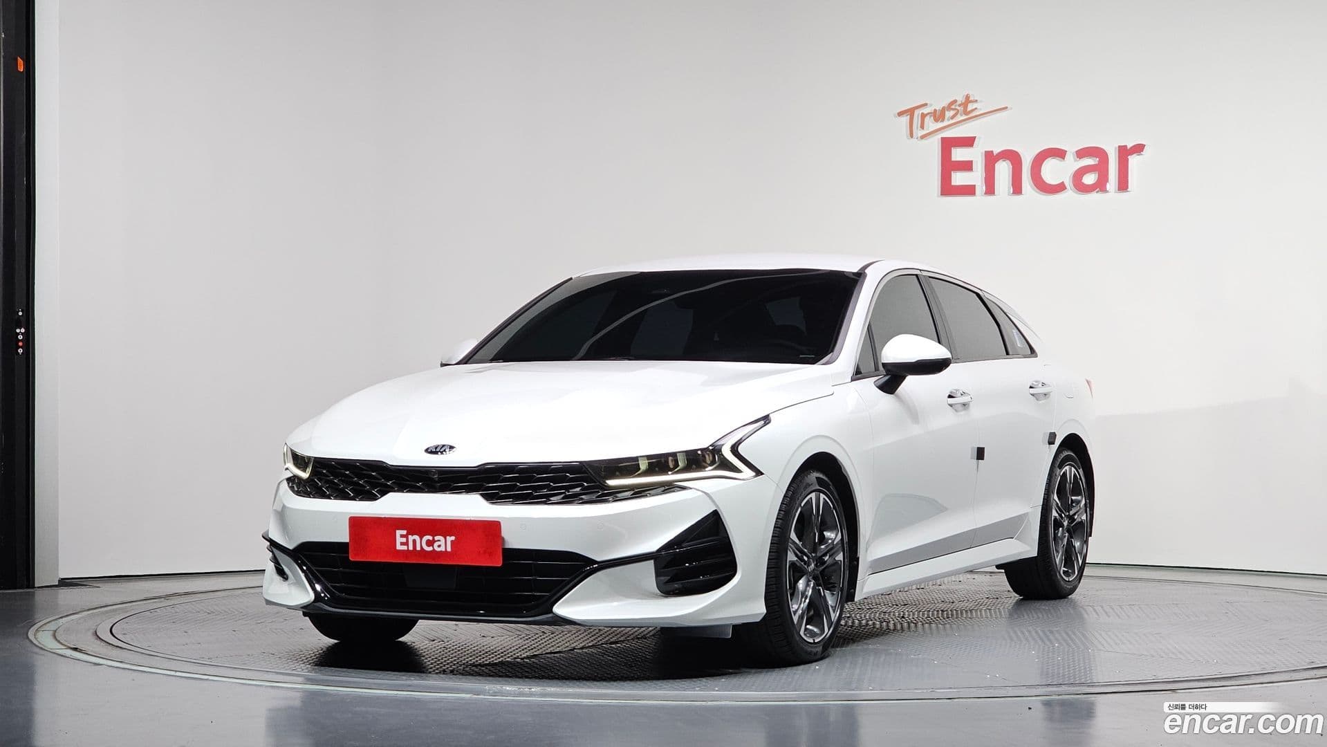 Main__Slider__Photo:K5 Kia 2020.8-0