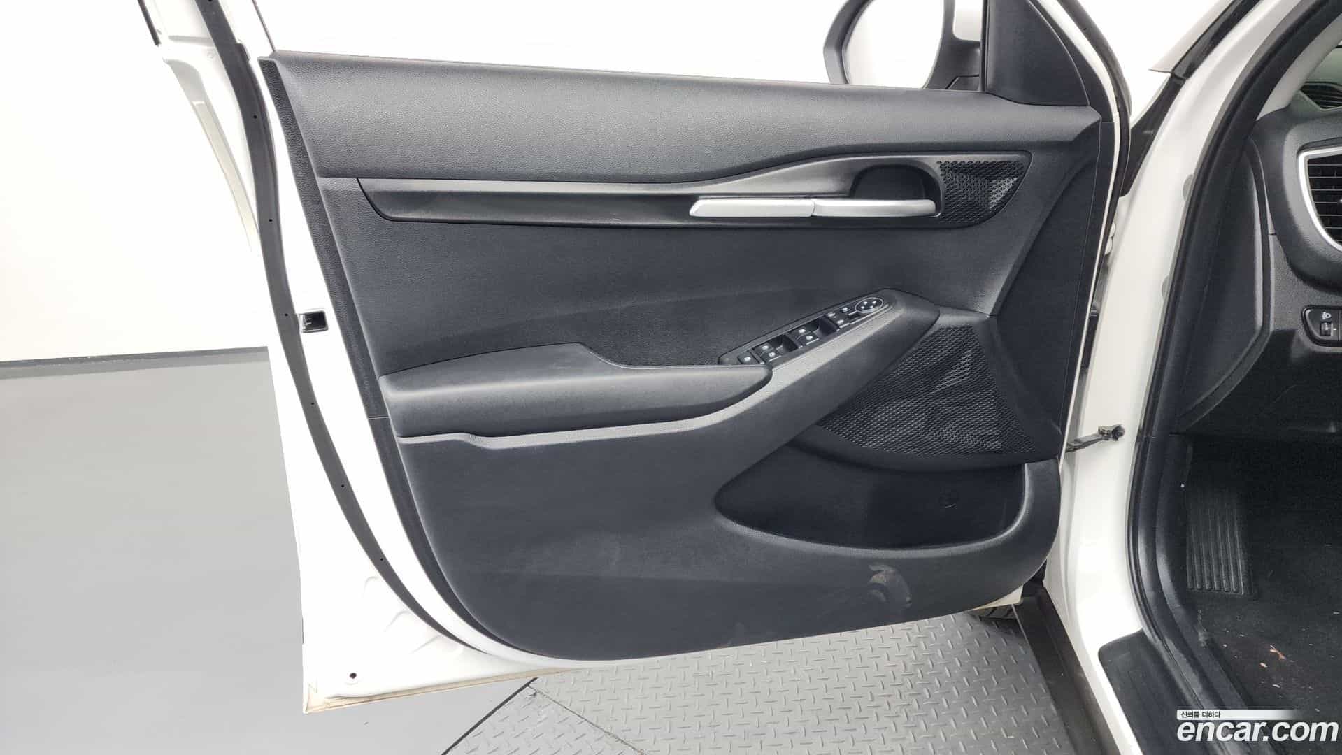 Seltos Kia 2022.8-INNER-034