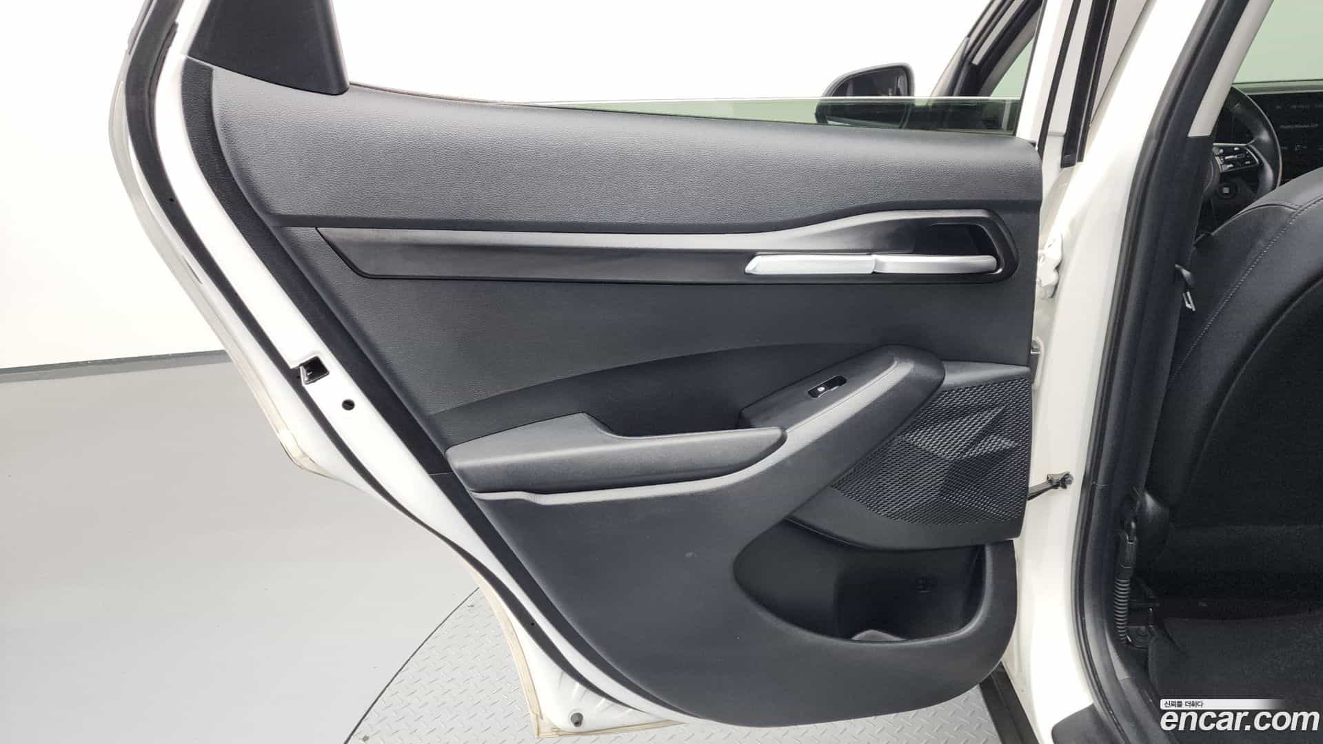 Seltos Kia 2022.8-INNER-035