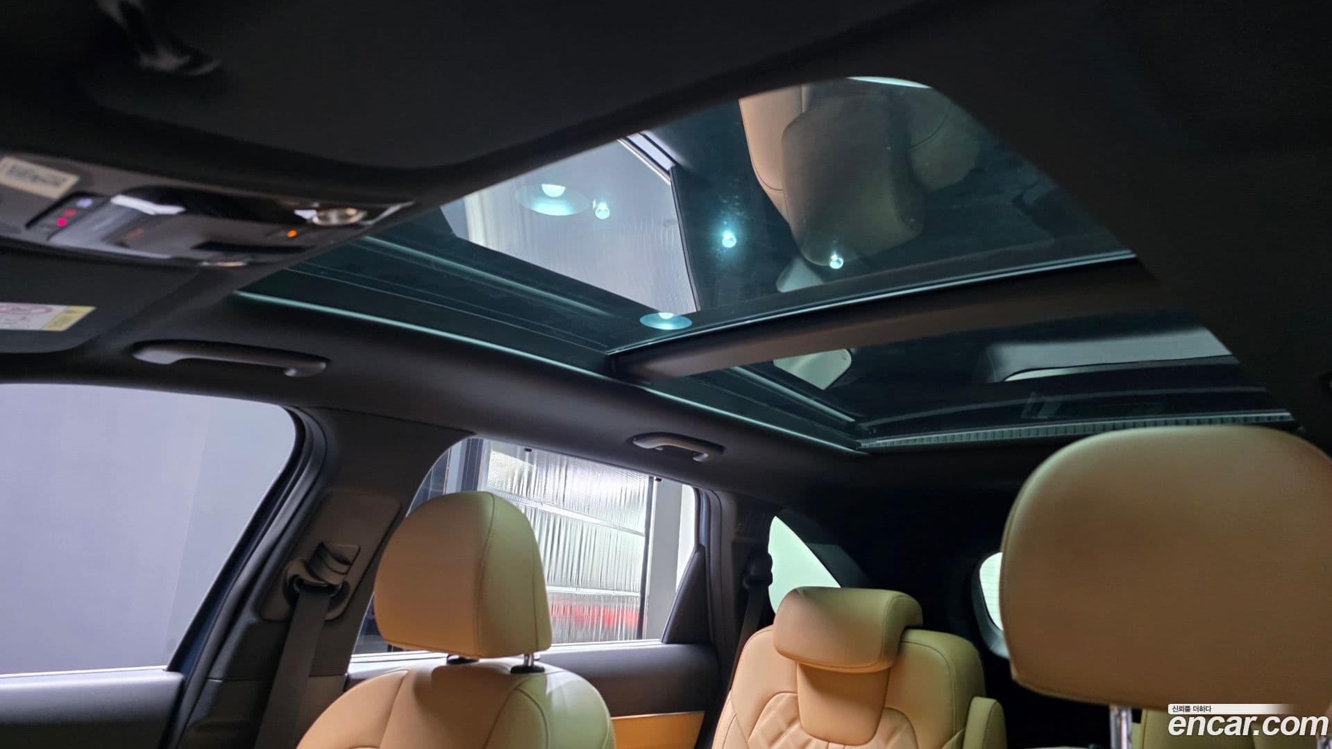 Main__Slider__Photo:Sorento Kia 2021.10-17