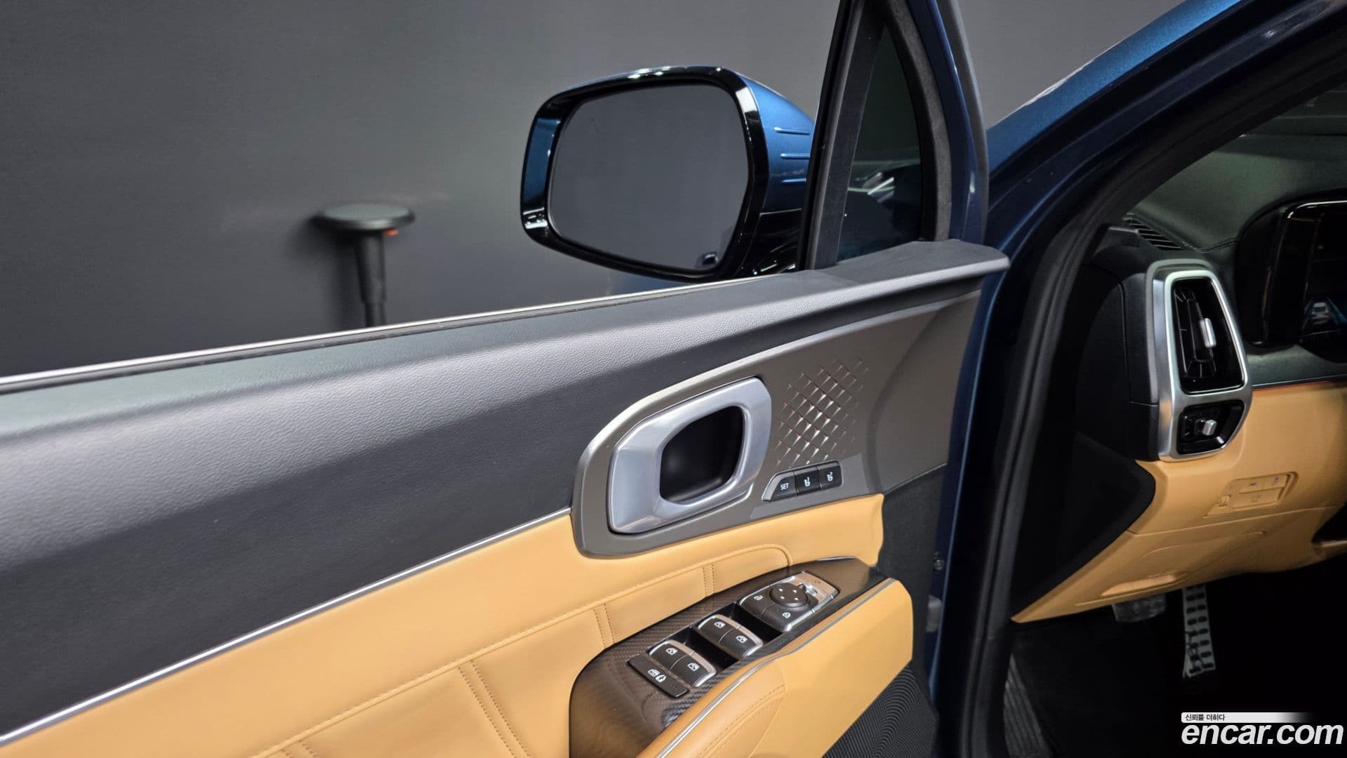 Main__Slider__Photo:Sorento Kia 2021.10-28