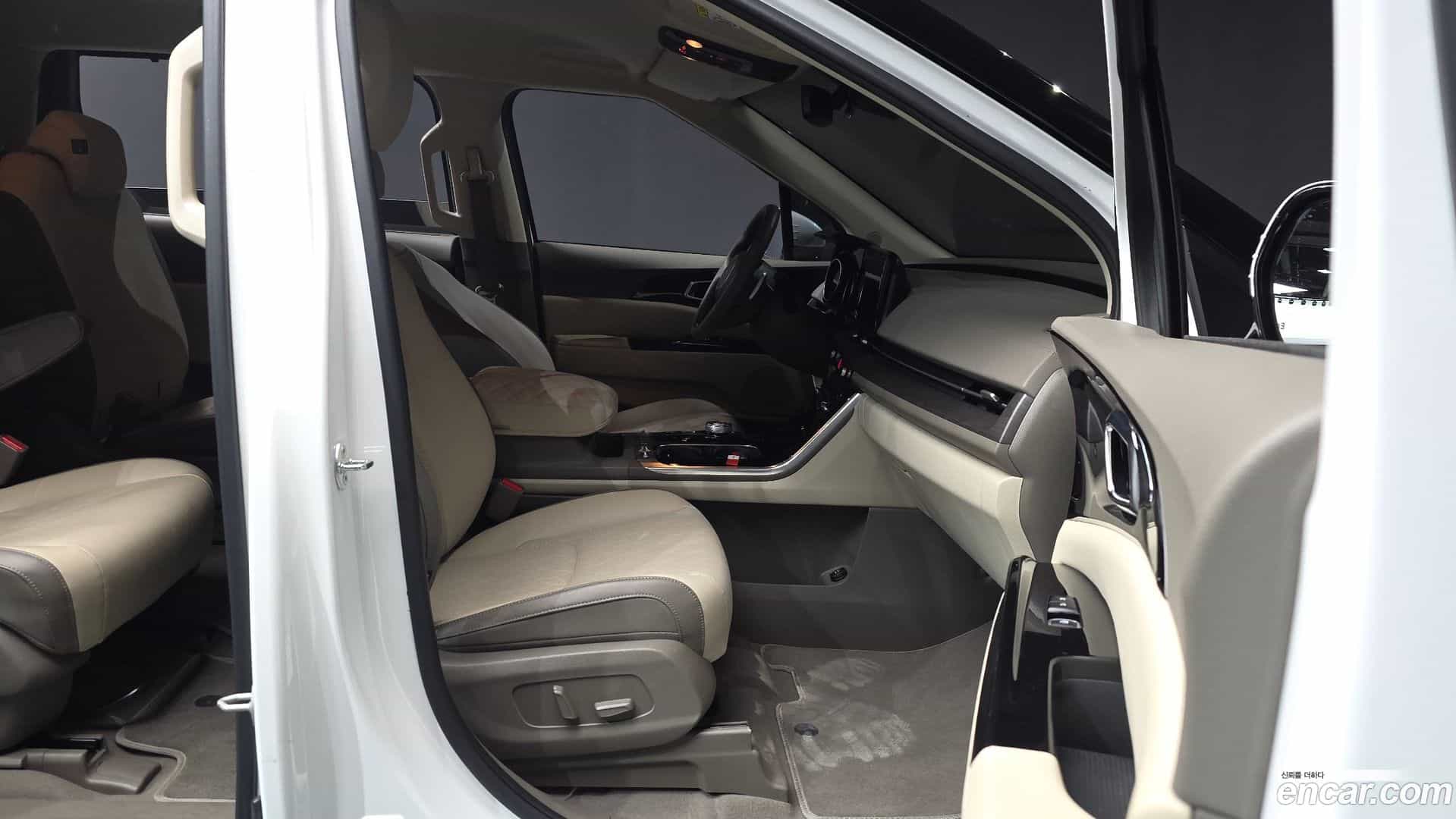 Canival Kia 2023.6-OPTION-015