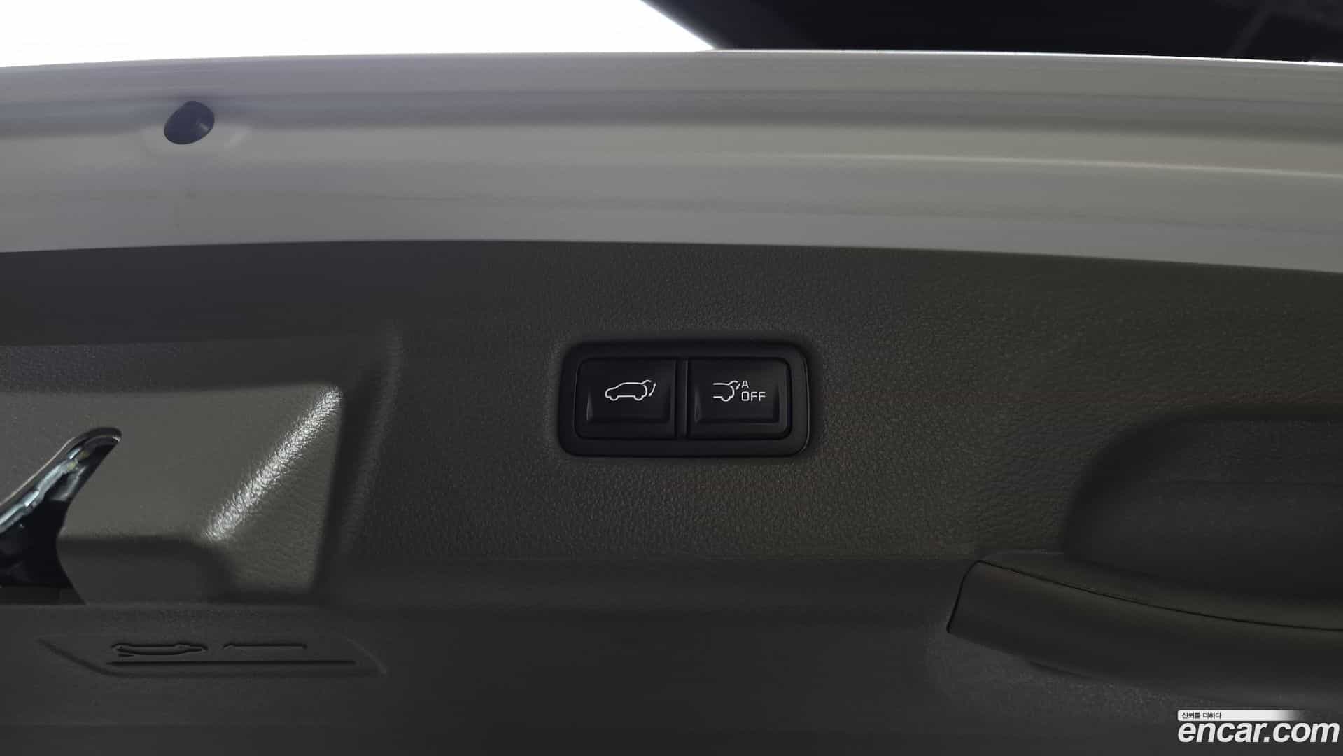 Canival Kia 2023.6-OPTION-046