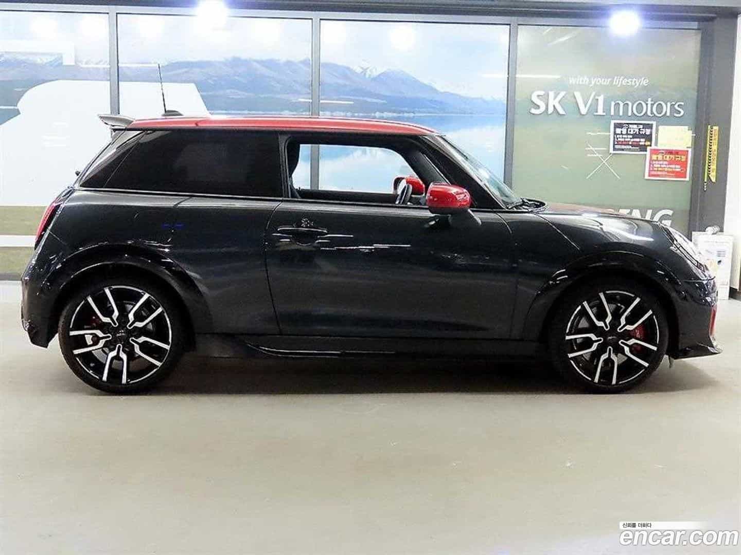 Cooper Mini 2025.4-OUTER-003