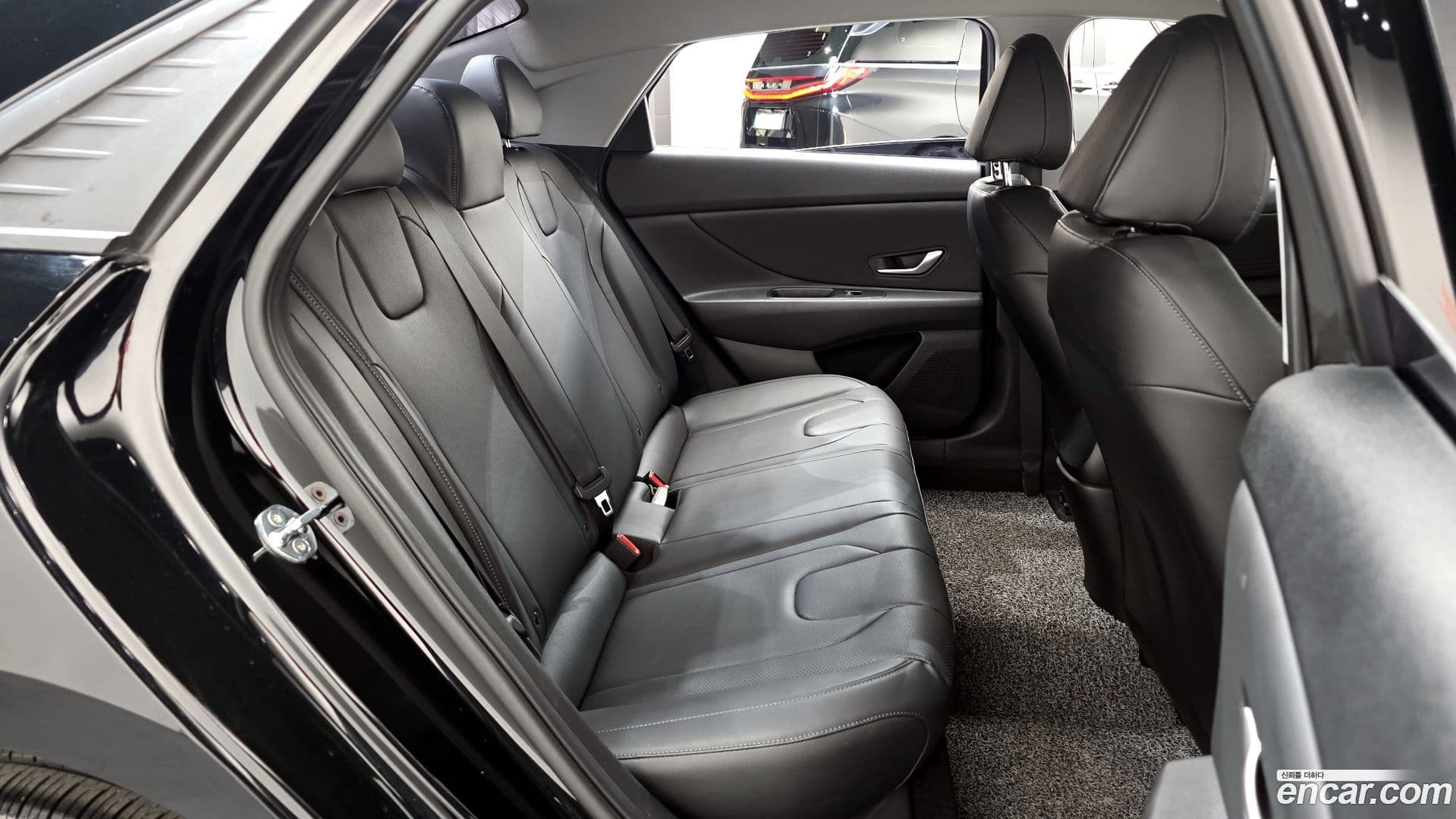 Main__Slider__Photo:AVANTE Hyundai 2020.5-10