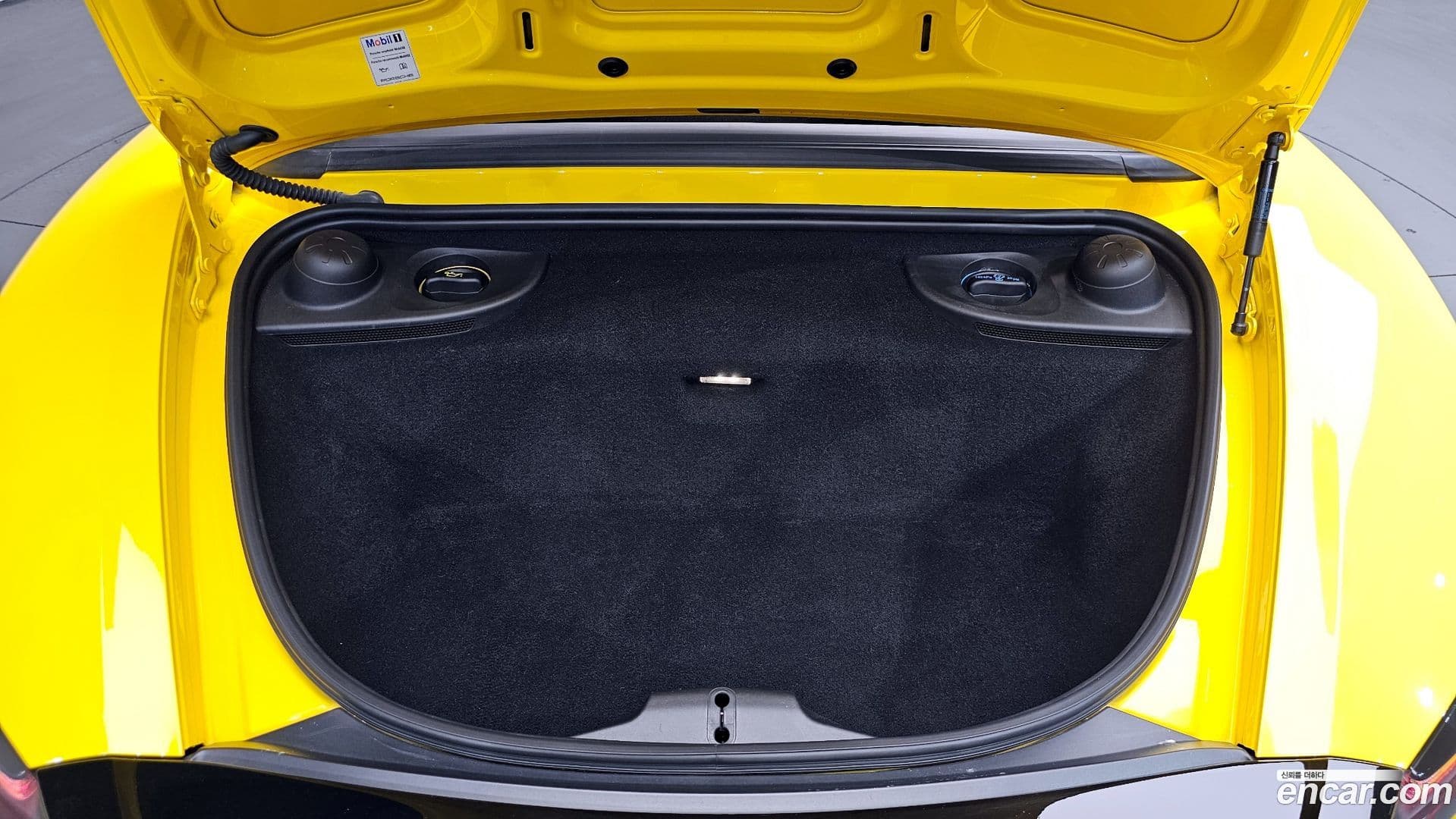 Main__Slider__Photo:718 Porsche 2019.7-17