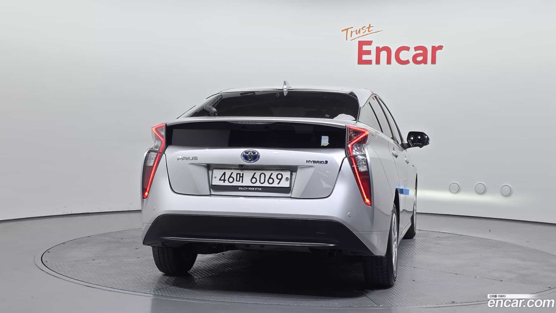 Prius Toyota 2018.6-OUTER-004