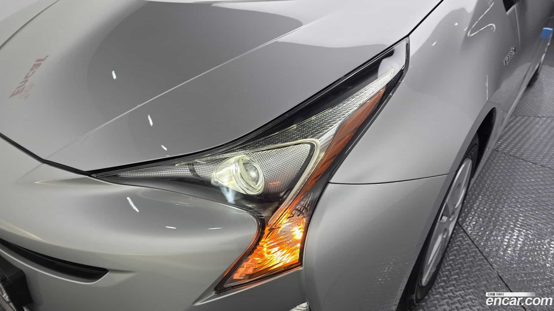 Prius Toyota 2018.6-OUTER-032