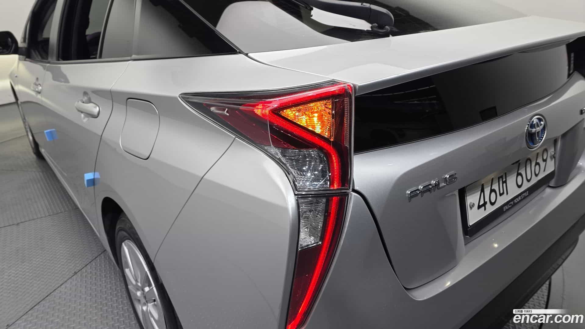 Prius Toyota 2018.6-OUTER-033