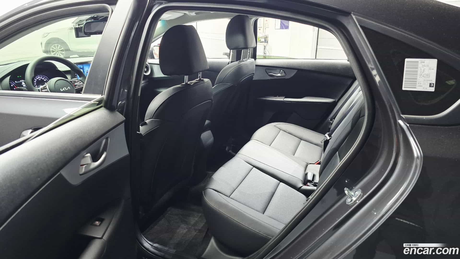 K3 Kia 2023.1-OPTION-015