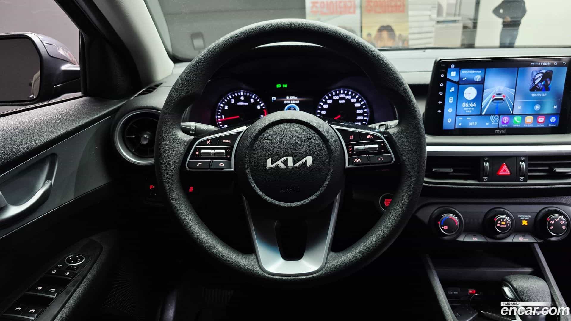 K3 Kia 2023.1-OPTION-017