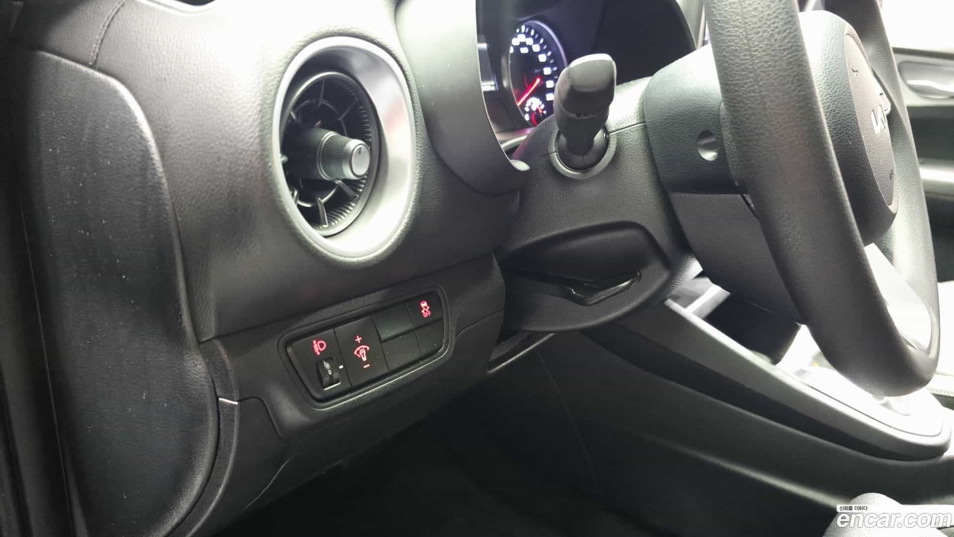 K3 Kia 2023.1-OPTION-019