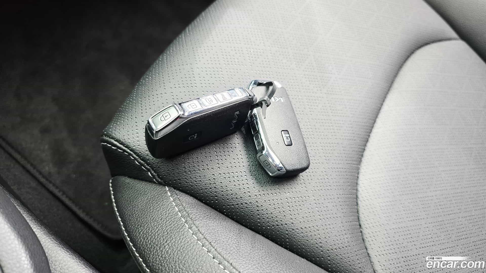 K3 Kia 2023.1-OPTION-042