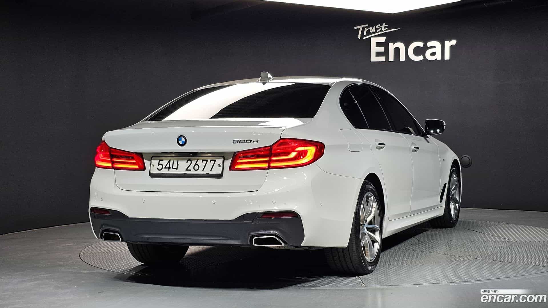 5-Series BMW 2017.8-OUTER-002
