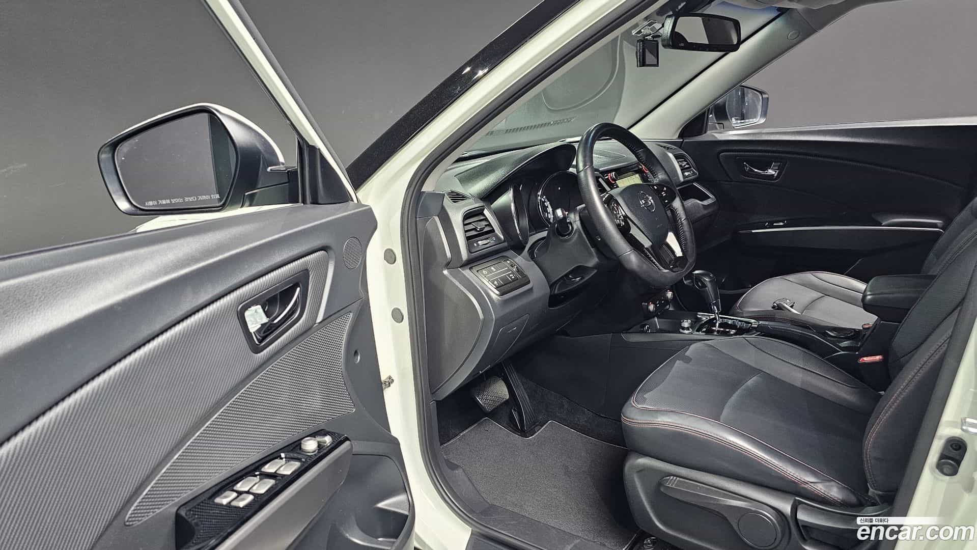 TIBOLI KG Mobility 2017.6-OPTION-015