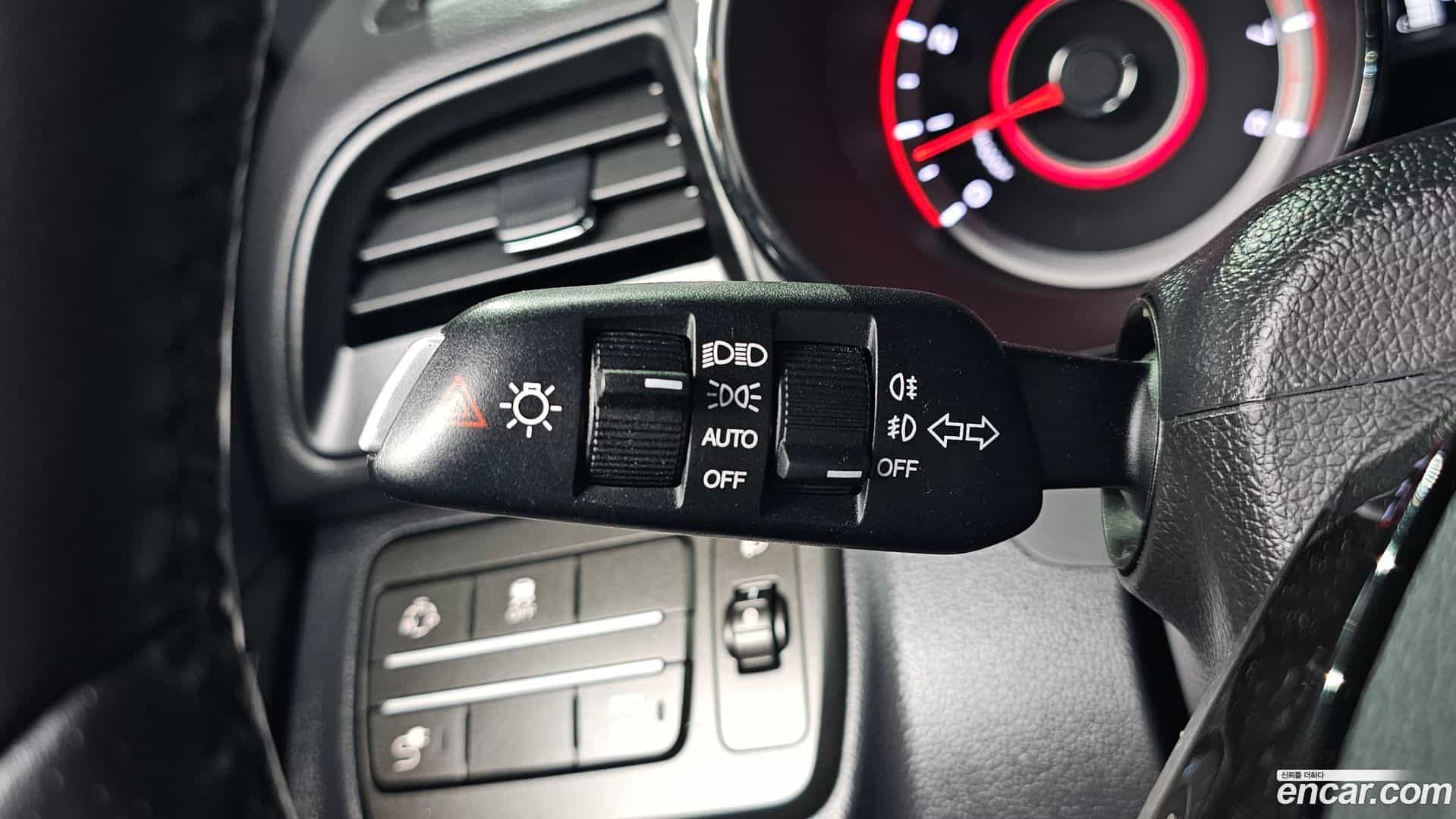 TIBOLI KG Mobility 2017.6-OPTION-046