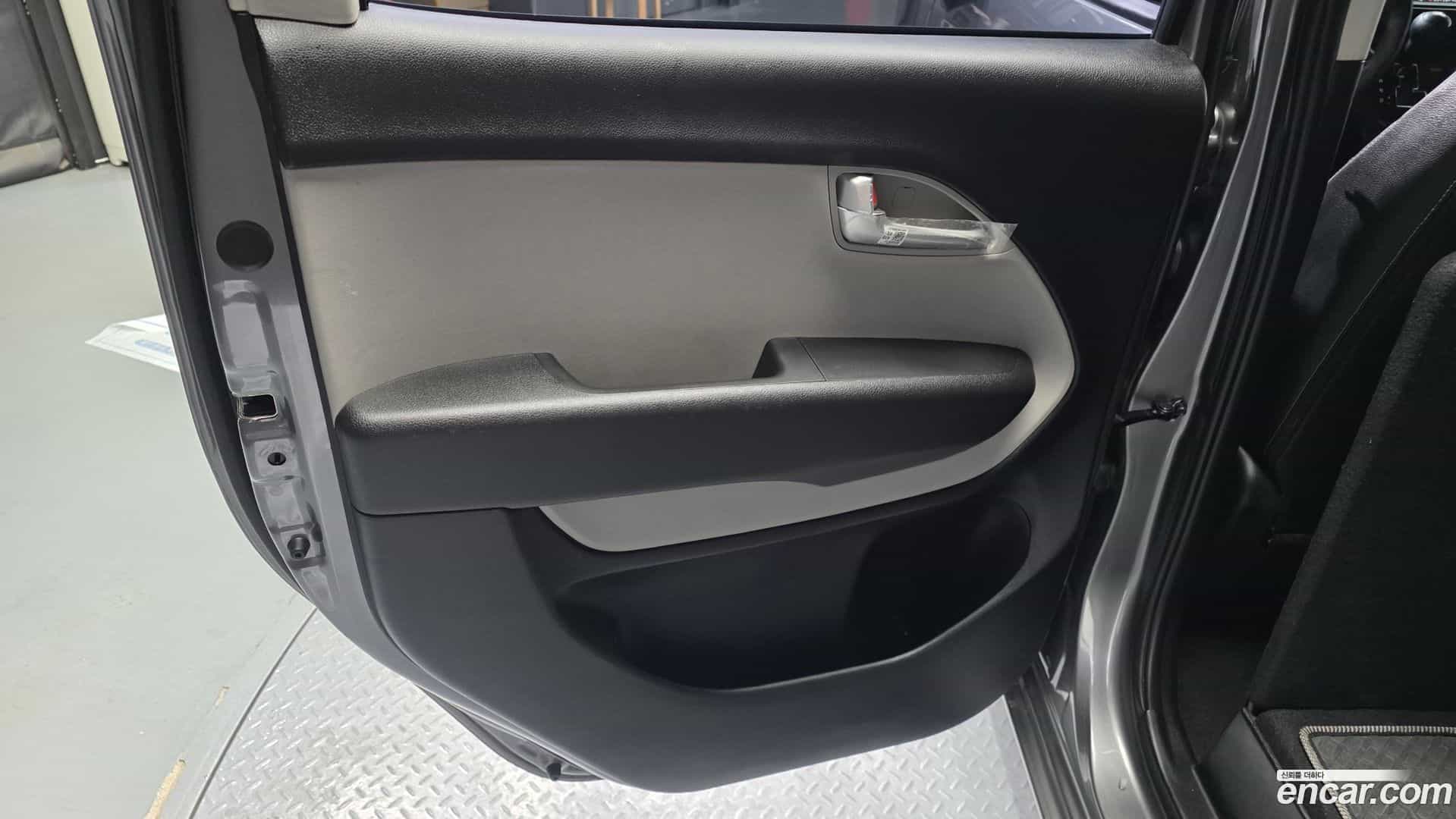 RAY Kia 2022.11-INNER-035