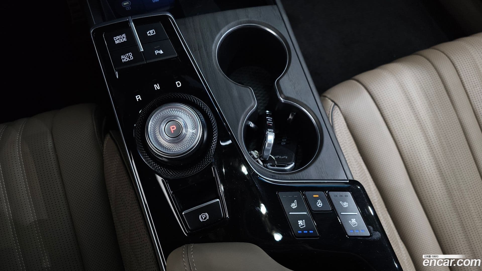 Main__Slider__Photo:K8 Kia 2022.7-8