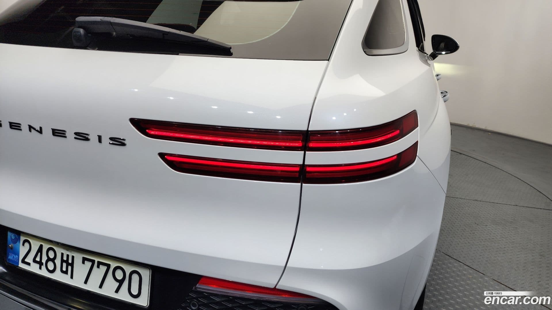 Main__Slider__Photo:GV70 Genesis 2022.2-22