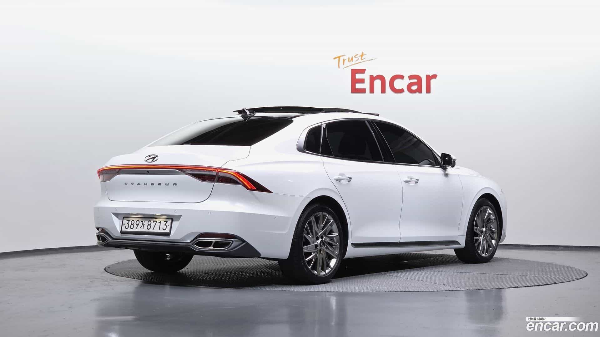 Grandeur Hyundai 2022.2-OUTER-002