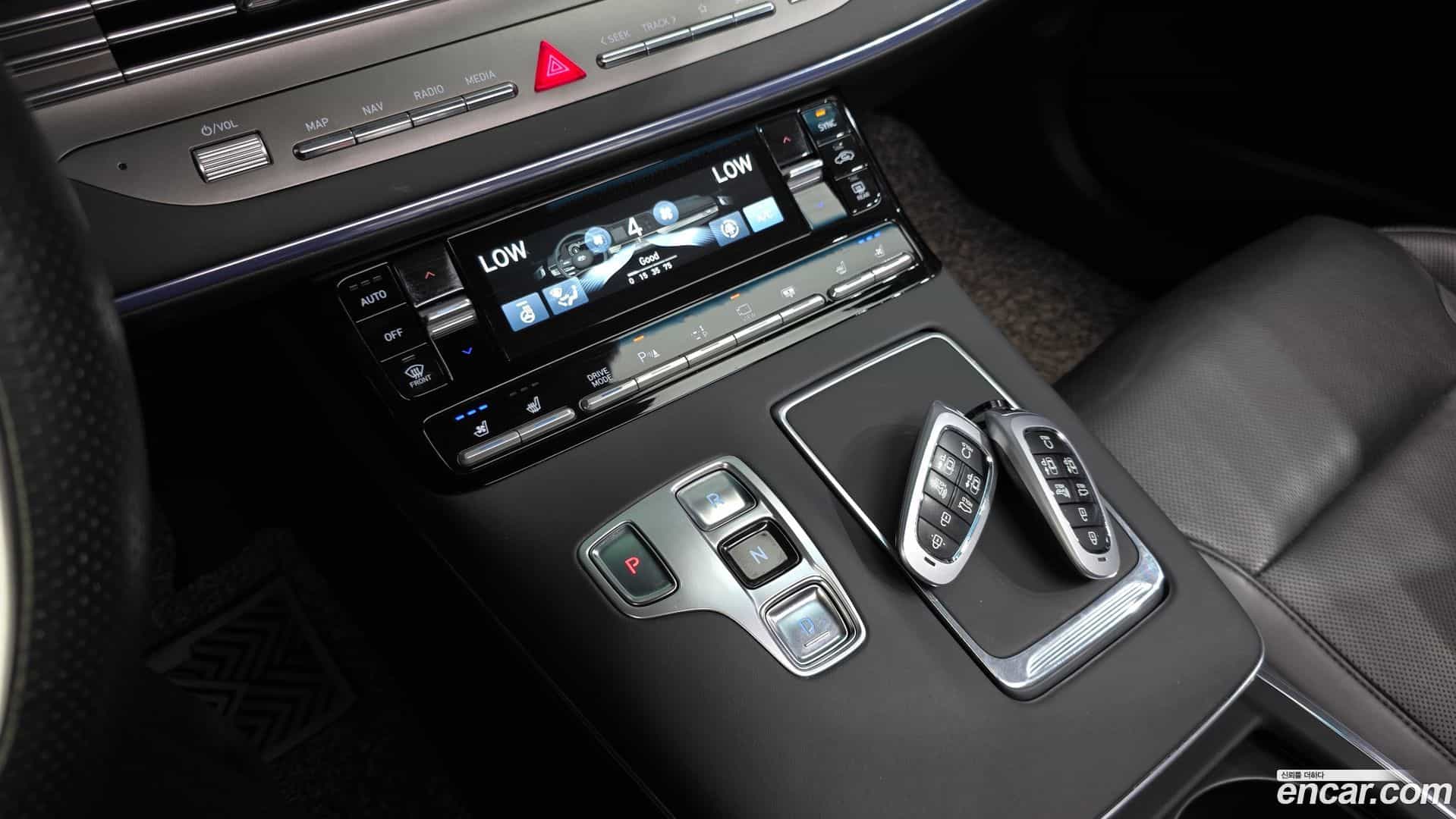 Grandeur Hyundai 2022.2-INNER-009