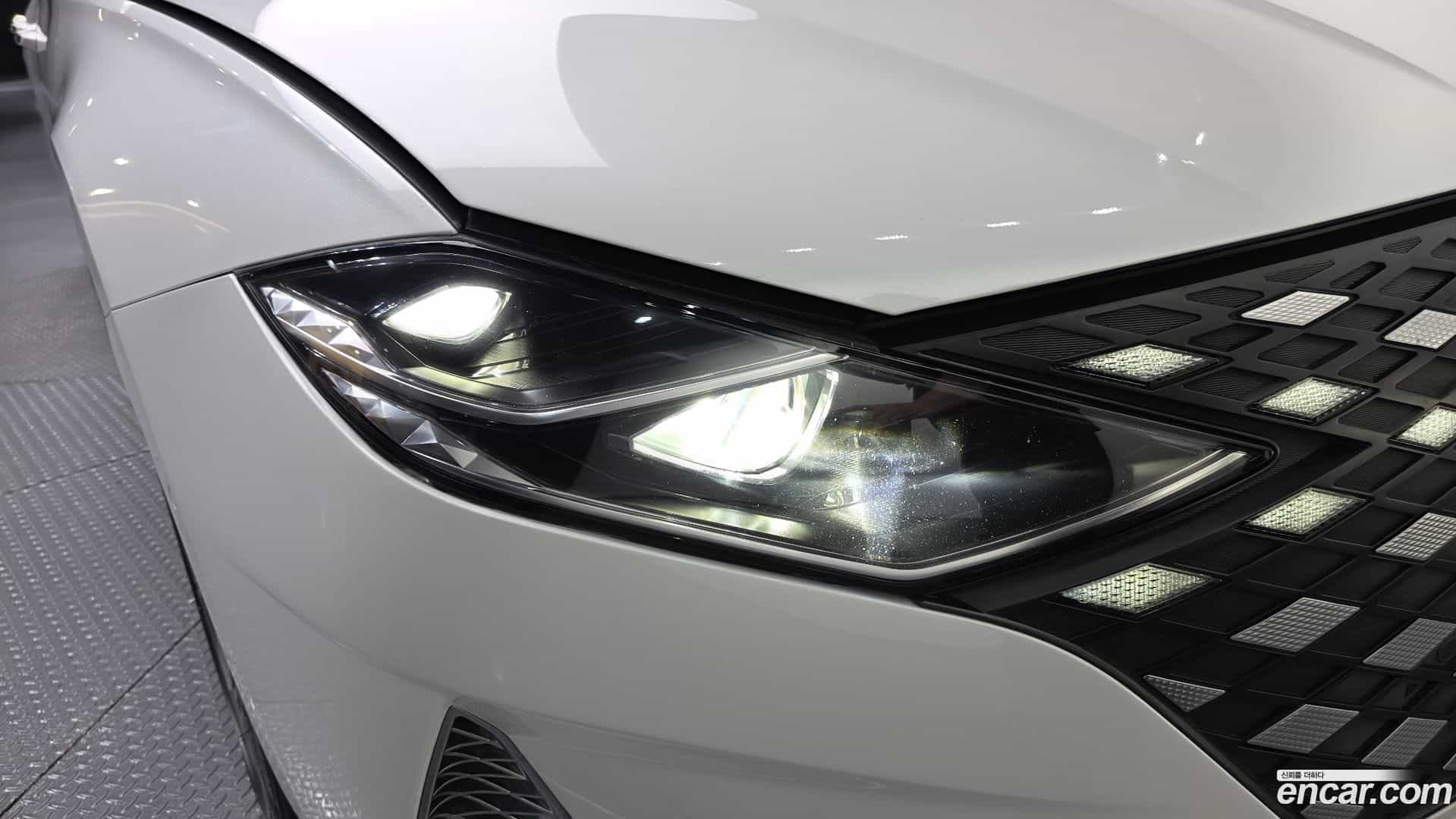 Grandeur Hyundai 2022.2-OUTER-032