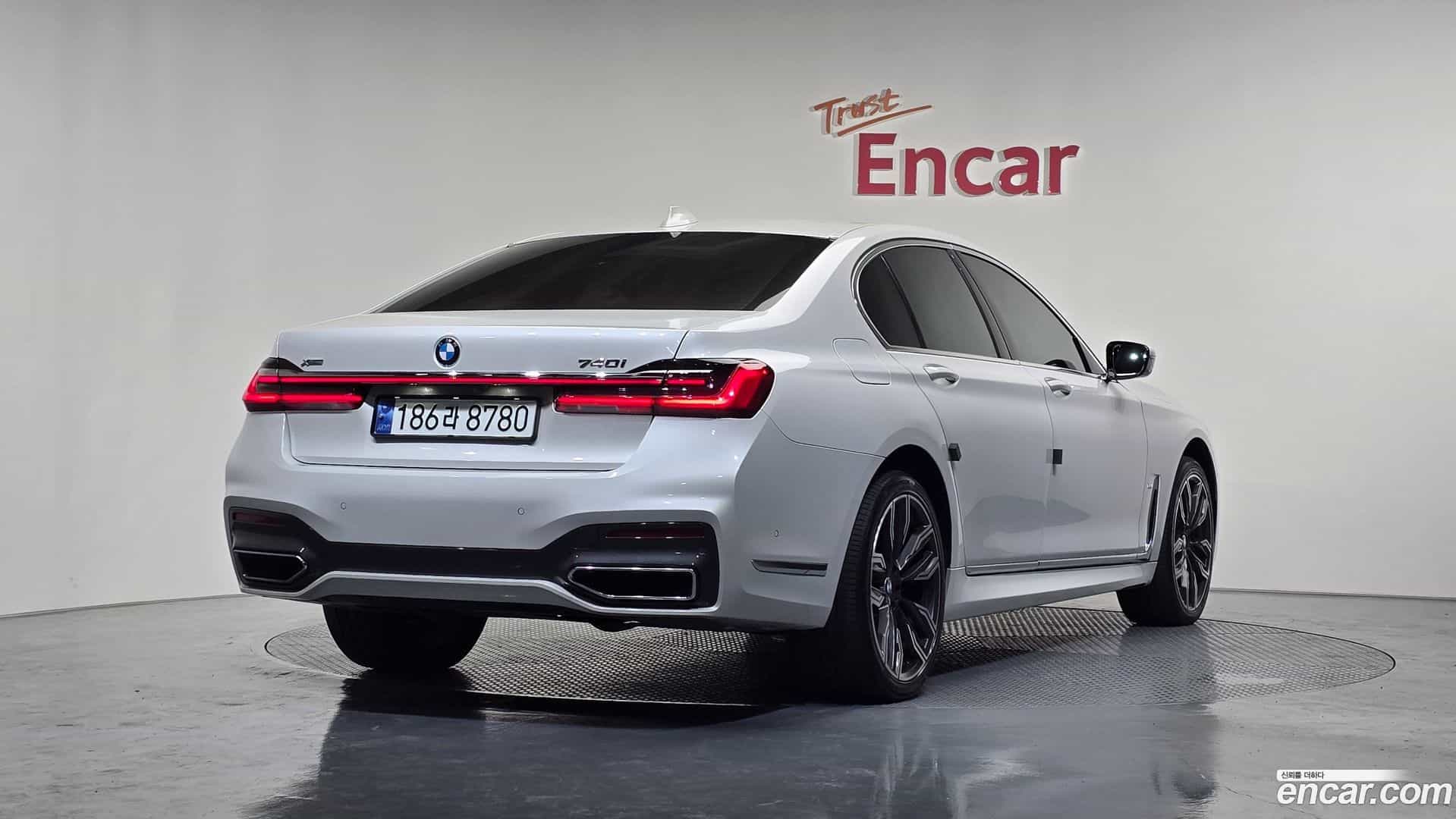 7-Series BMW 2020.4-OUTER-002