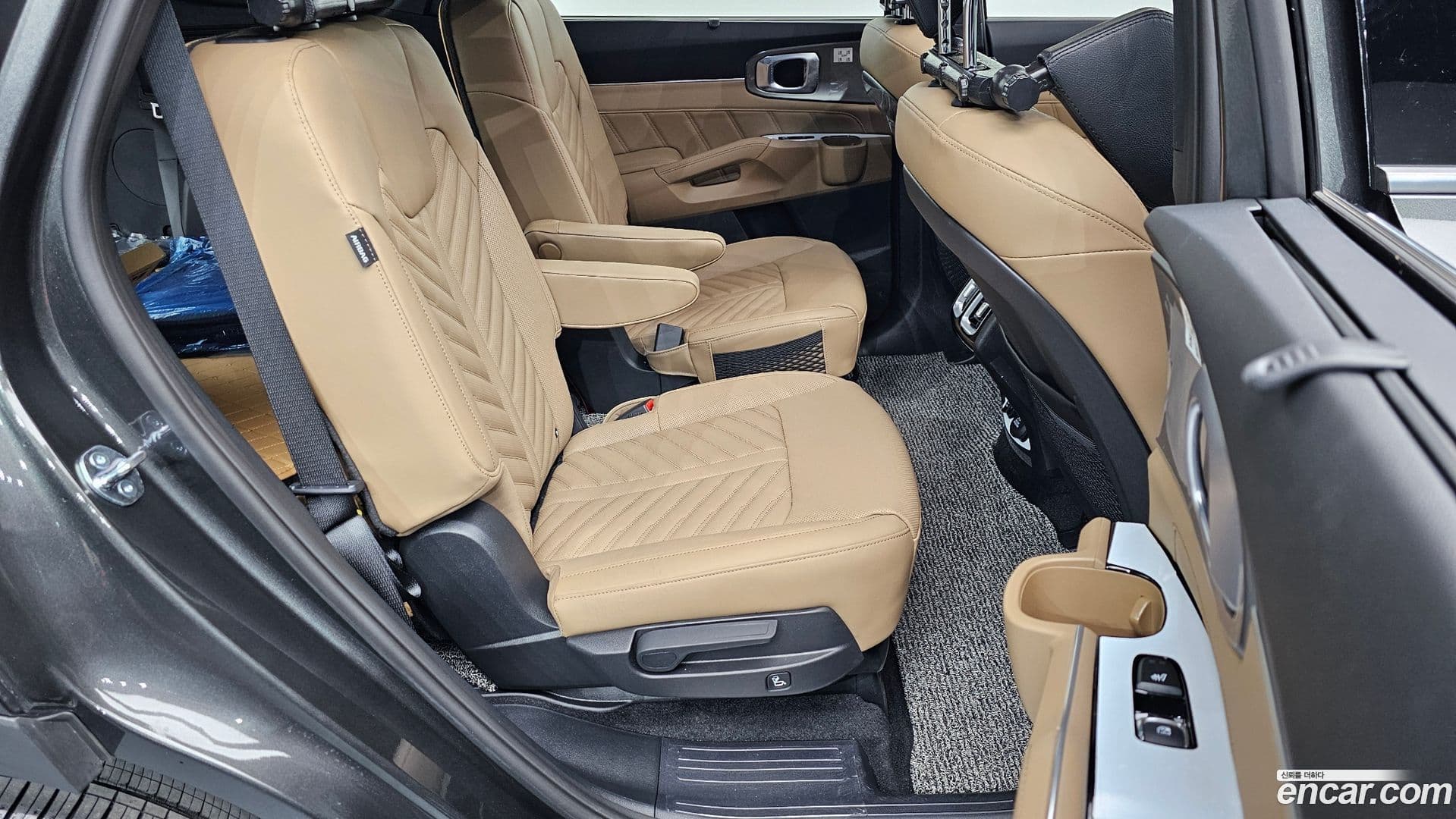 Main__Slider__Photo:Sorento Kia 2026.1-25