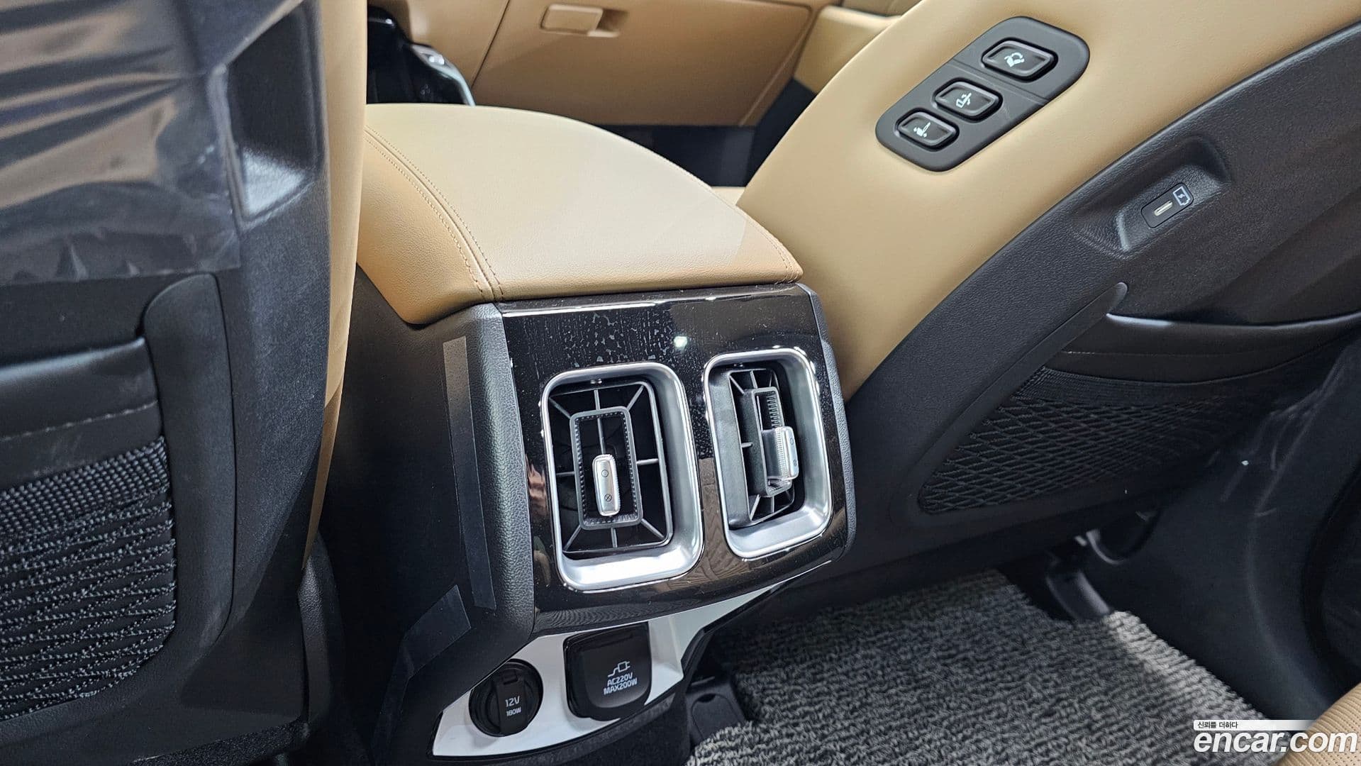Main__Slider__Photo:Sorento Kia 2026.1-30