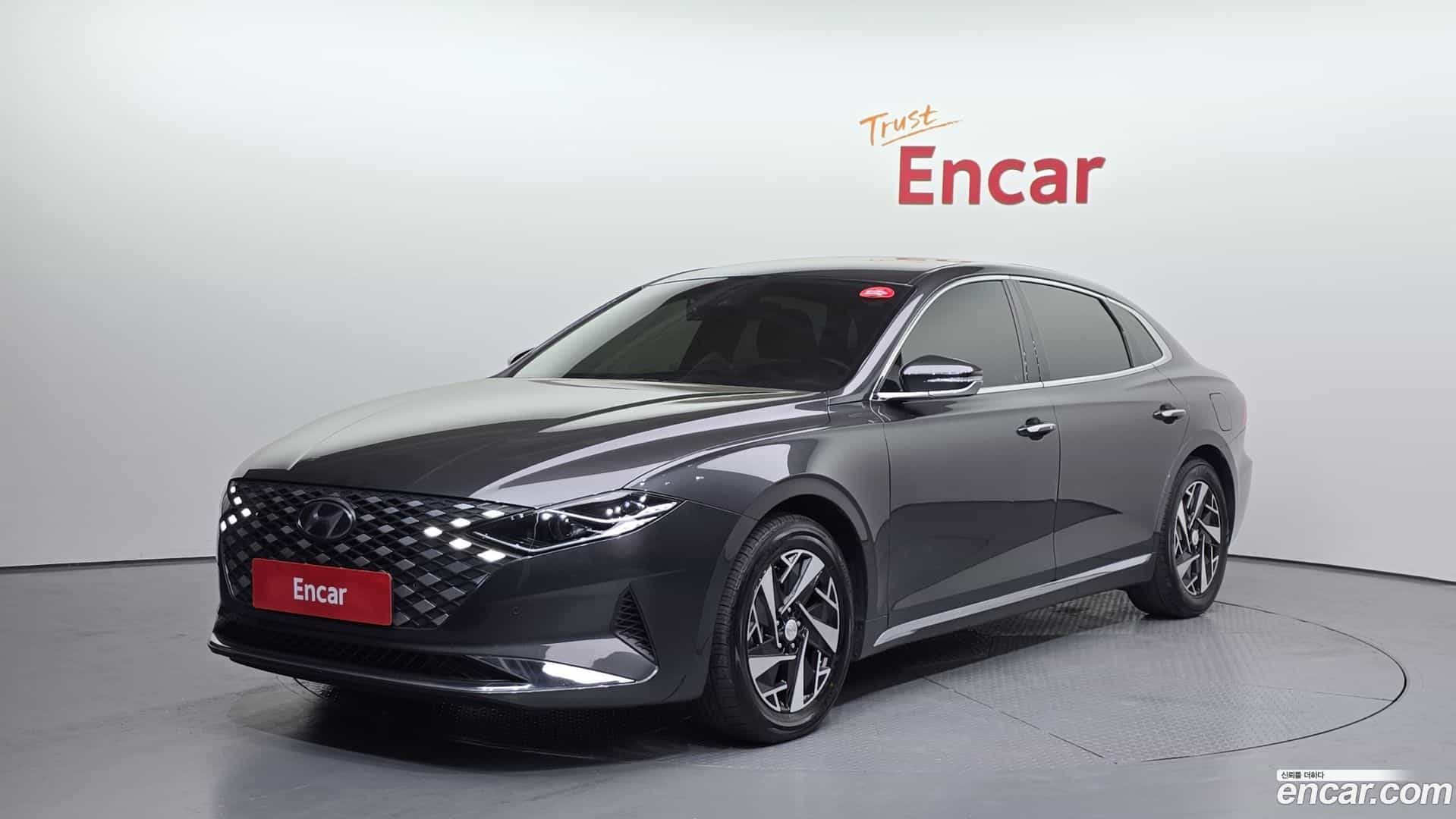 Grandeur Hyundai 2021.3-OUTER-001