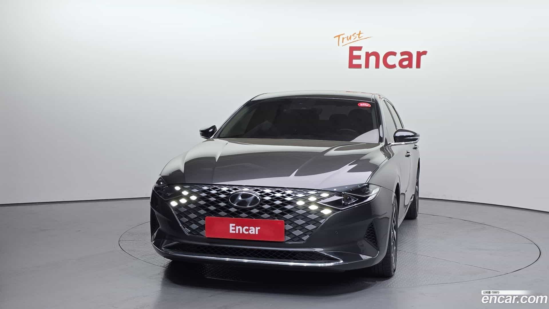 Grandeur Hyundai 2021.3-OUTER-003