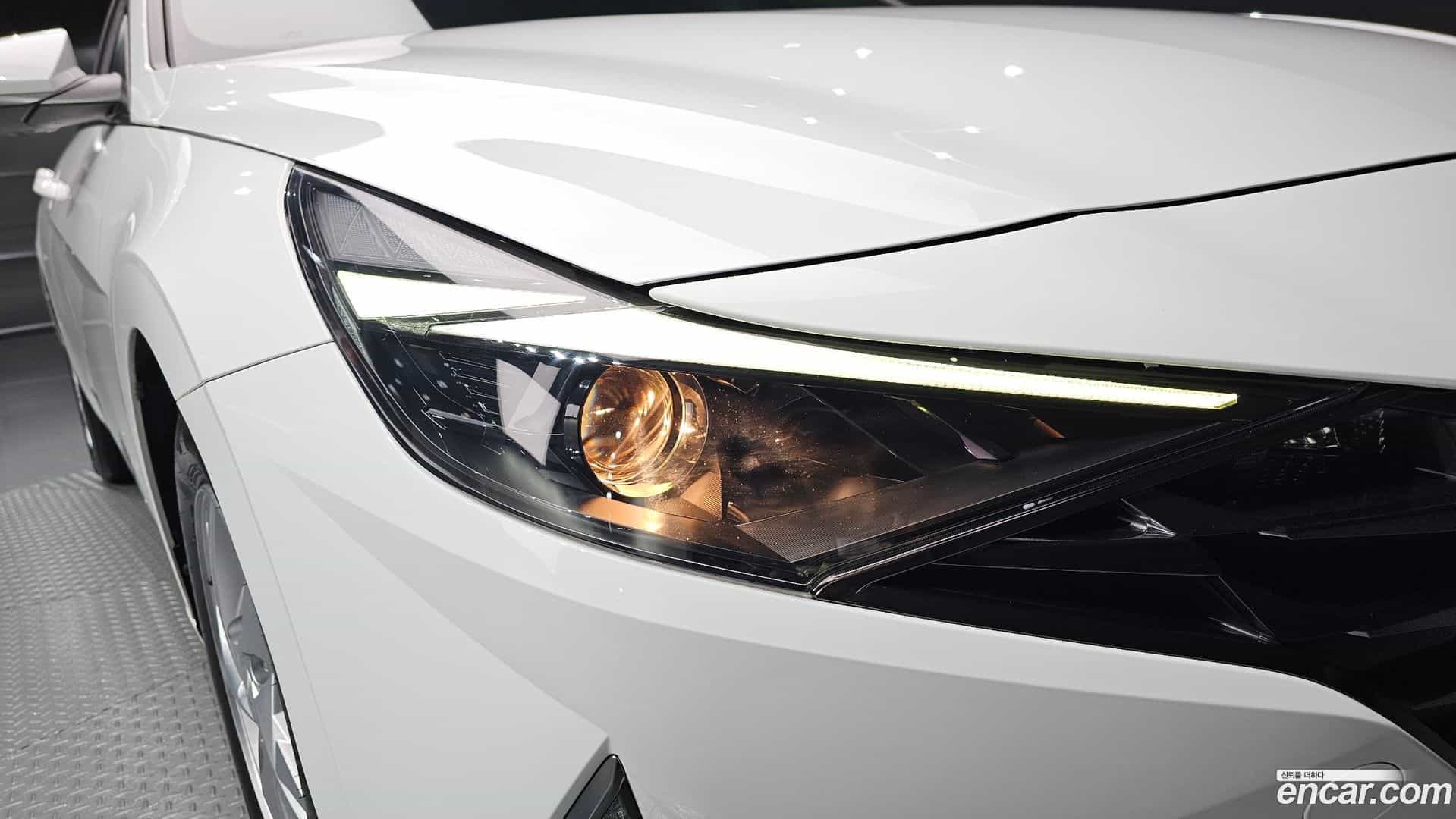 AVANTE Hyundai 2021.2-OUTER-032
