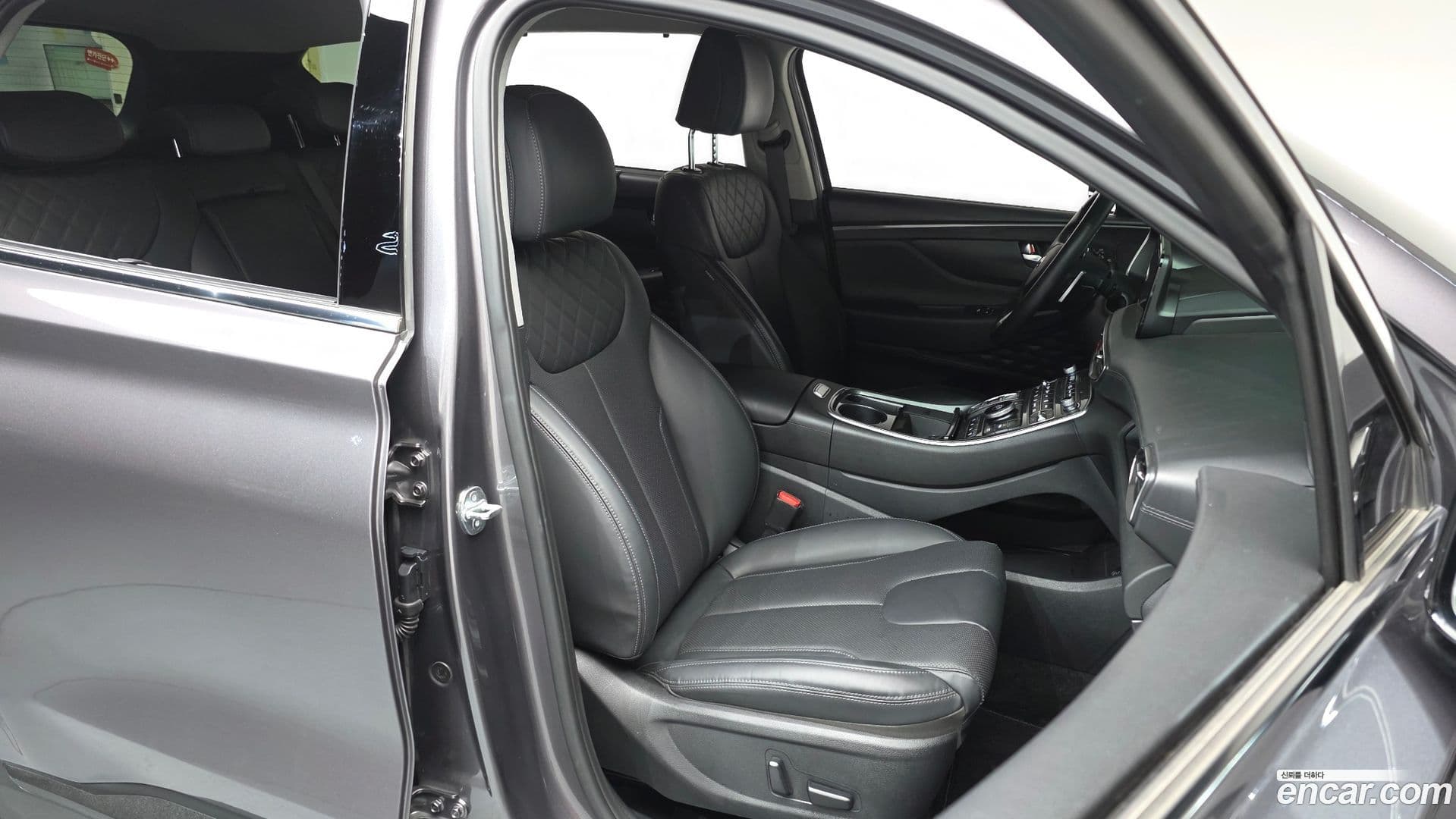 Main__Slider__Photo:Santafe Hyundai 2023.6-25