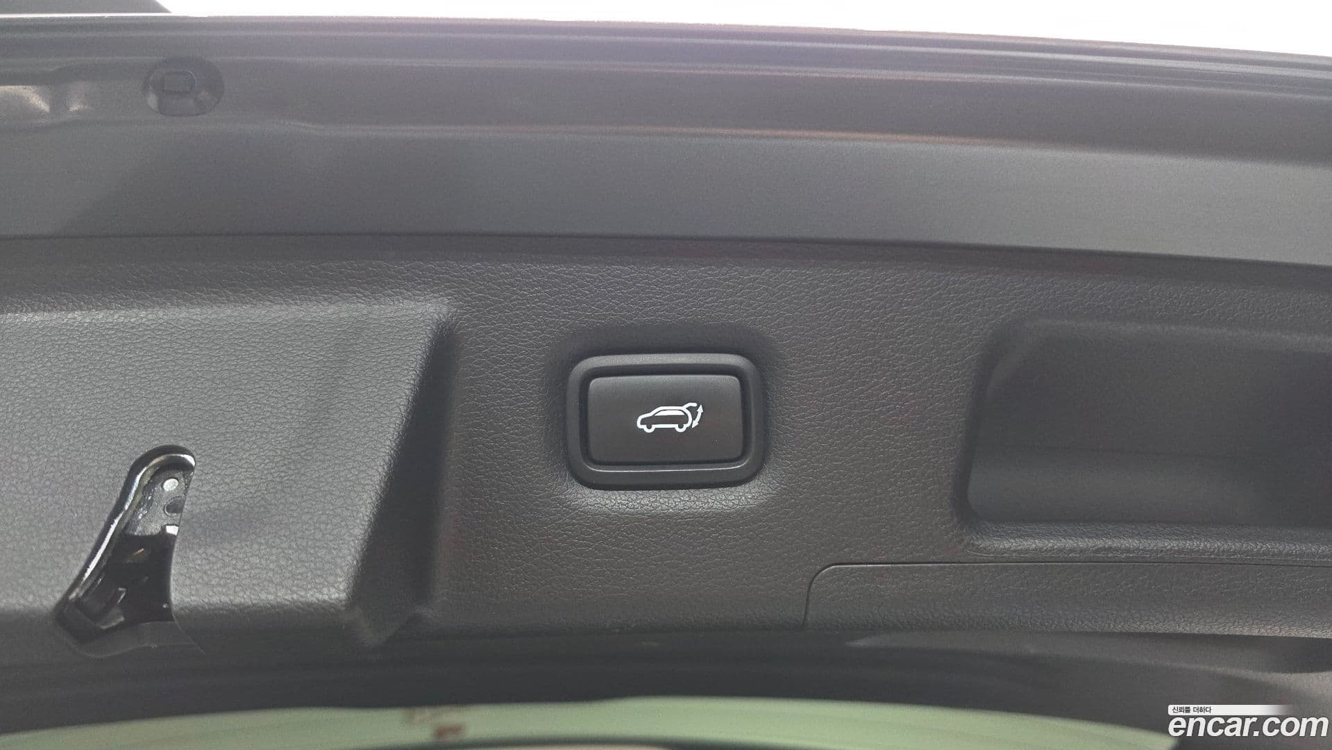 Main__Slider__Photo:Santafe Hyundai 2023.6-26