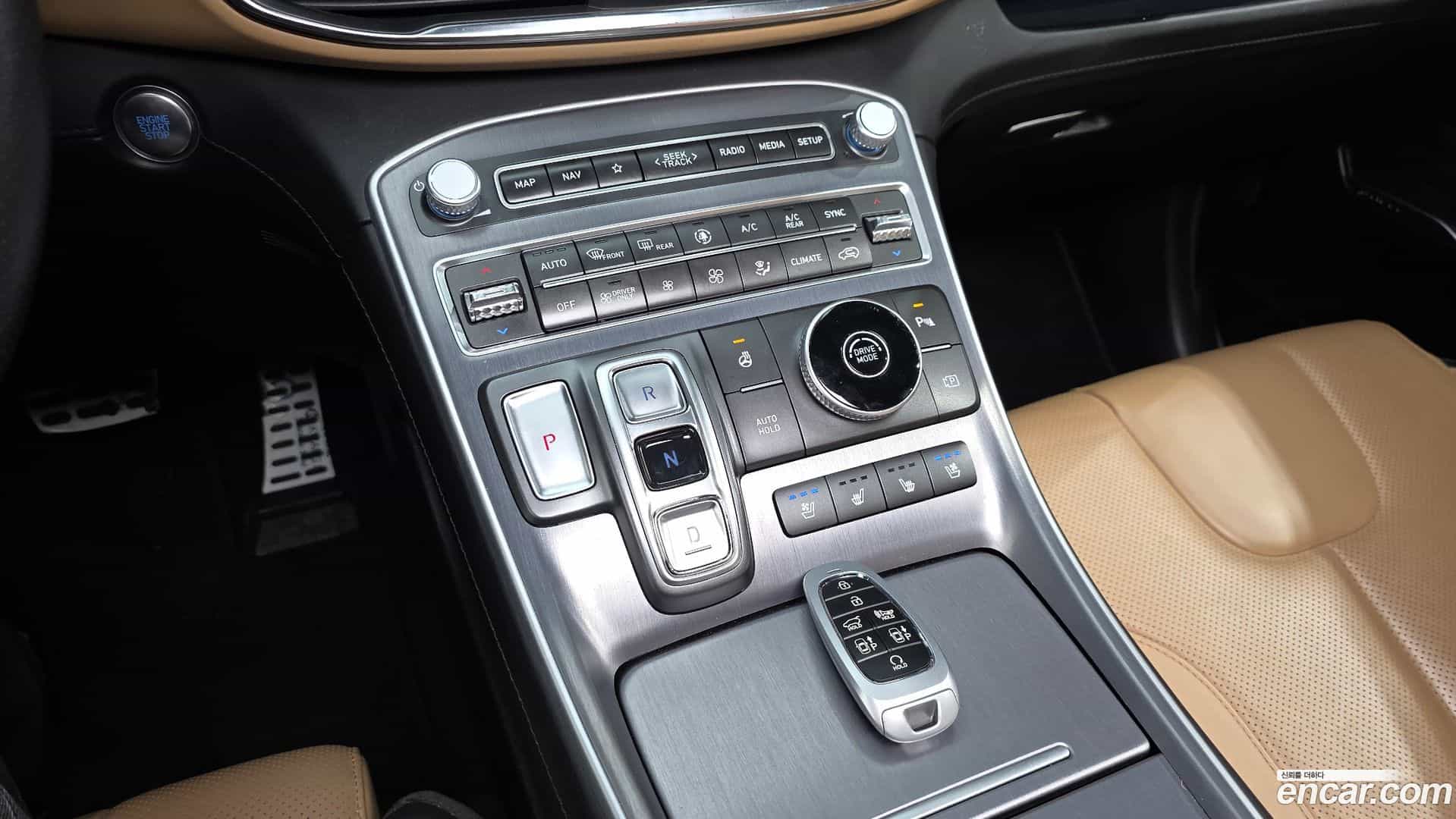 Santafe Hyundai 2022.11-INNER-009