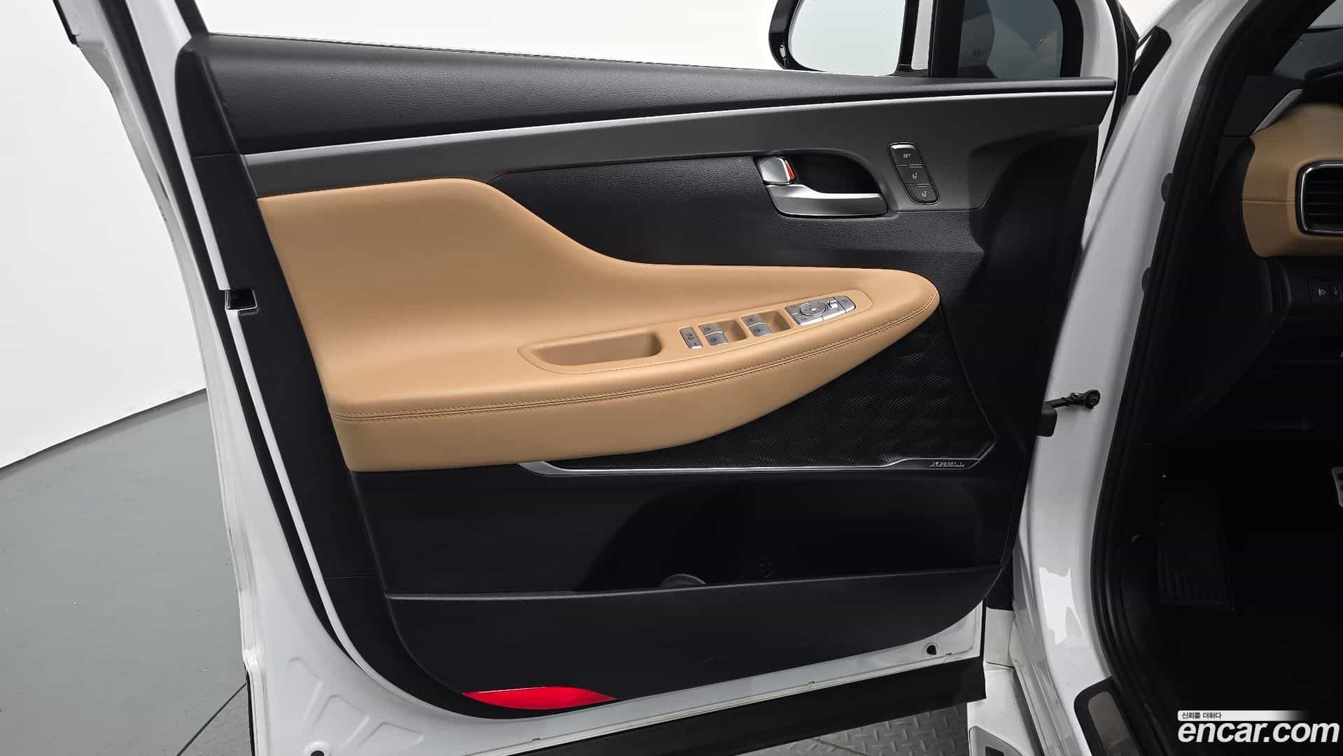 Santafe Hyundai 2022.11-INNER-034