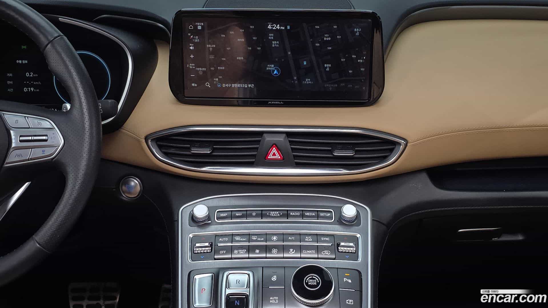Santafe Hyundai 2022.11-INNER-036