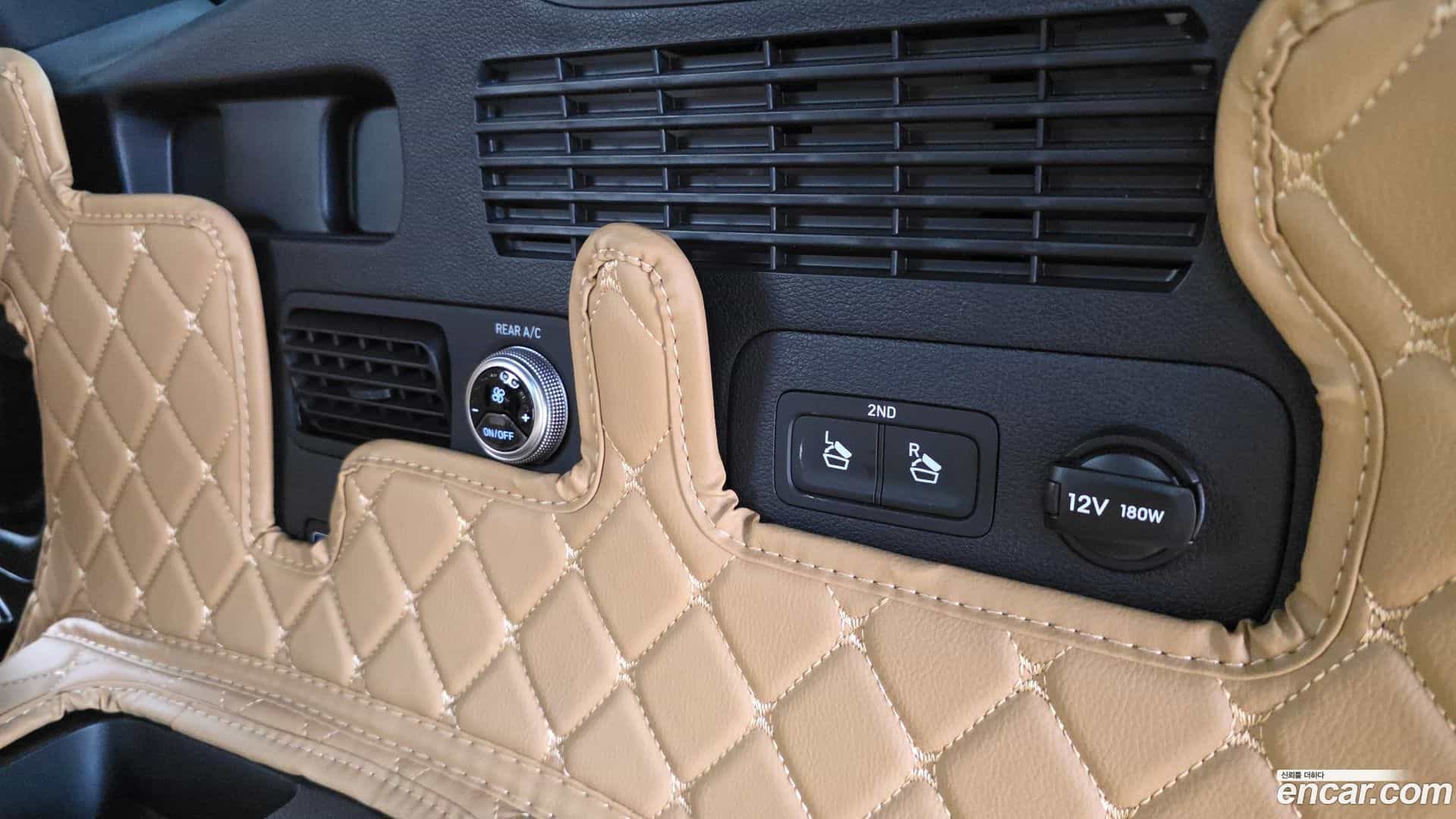 Santafe Hyundai 2022.11-OPTION-045