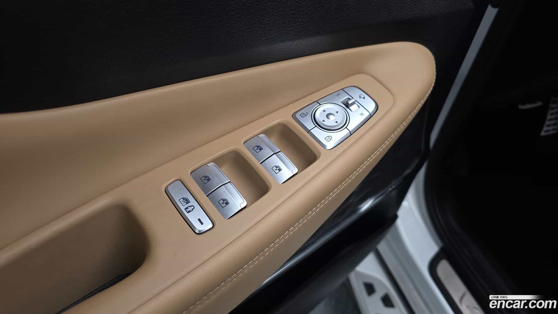 Santafe Hyundai 2022.11-OPTION-050