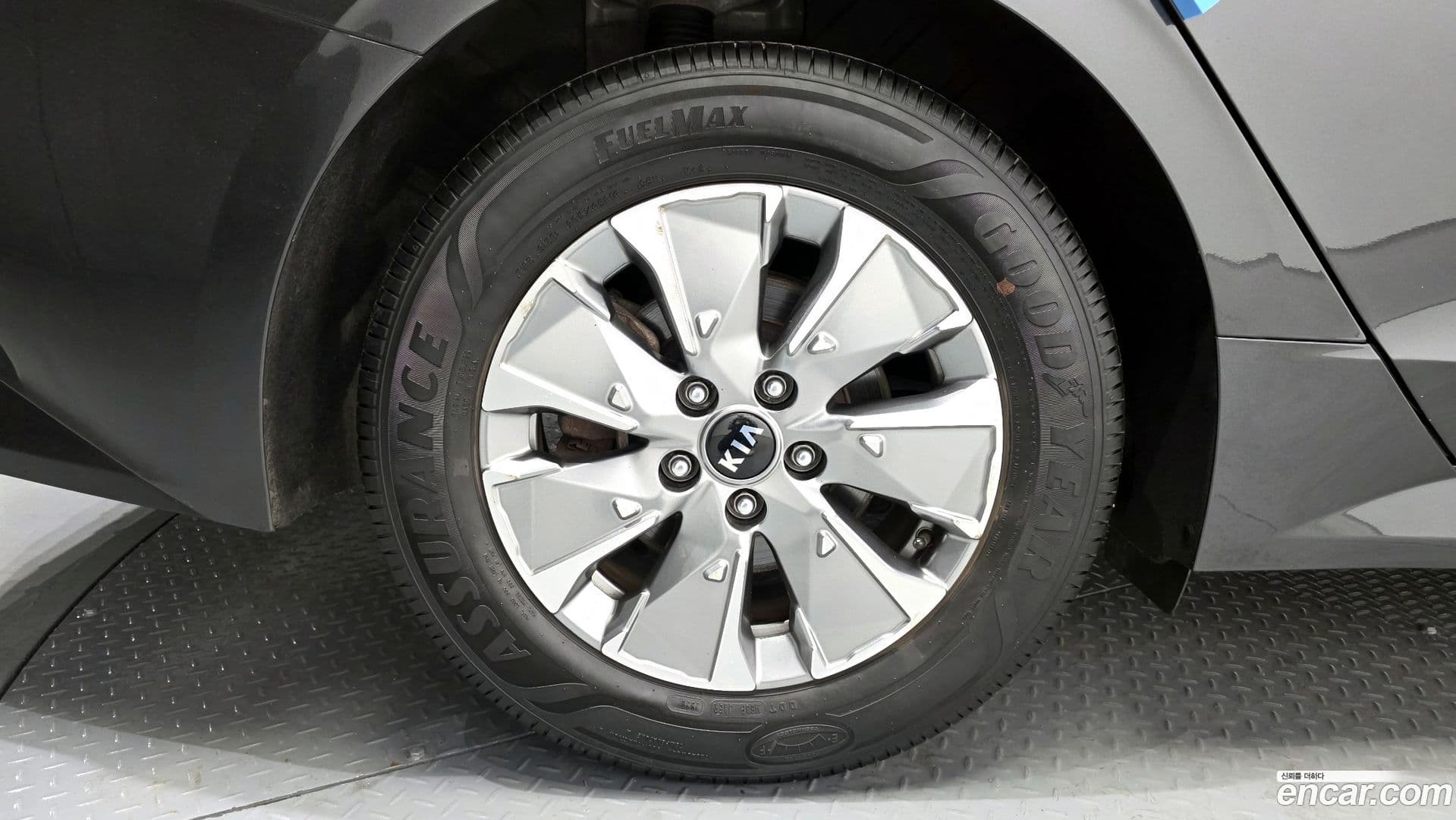 Main__Slider__Photo:K5 Kia 2021.2-4