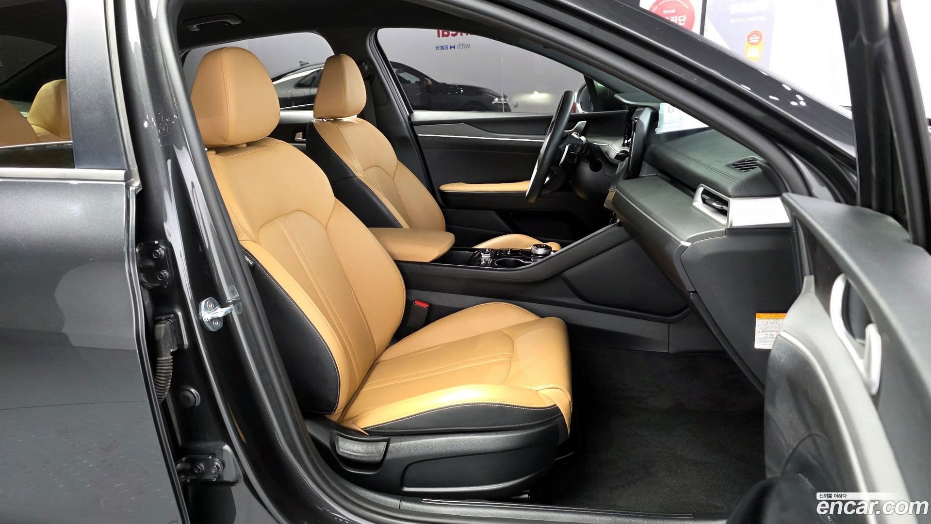 Main__Slider__Photo:K5 Kia 2021.2-10