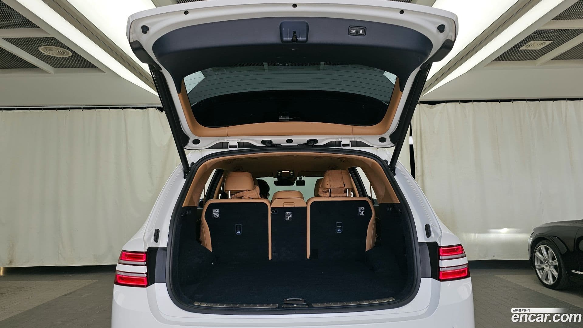 Main__Slider__Photo:GV80 Genesis 2021.7-19