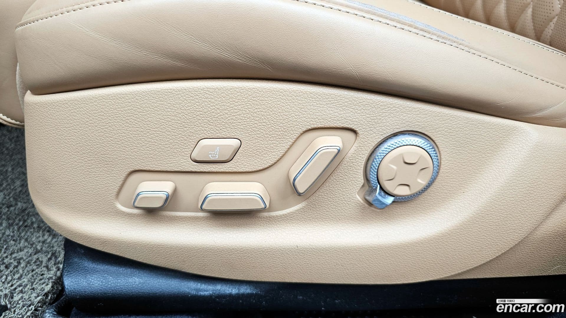 Main__Slider__Photo:GV80 Genesis 2021.7-32